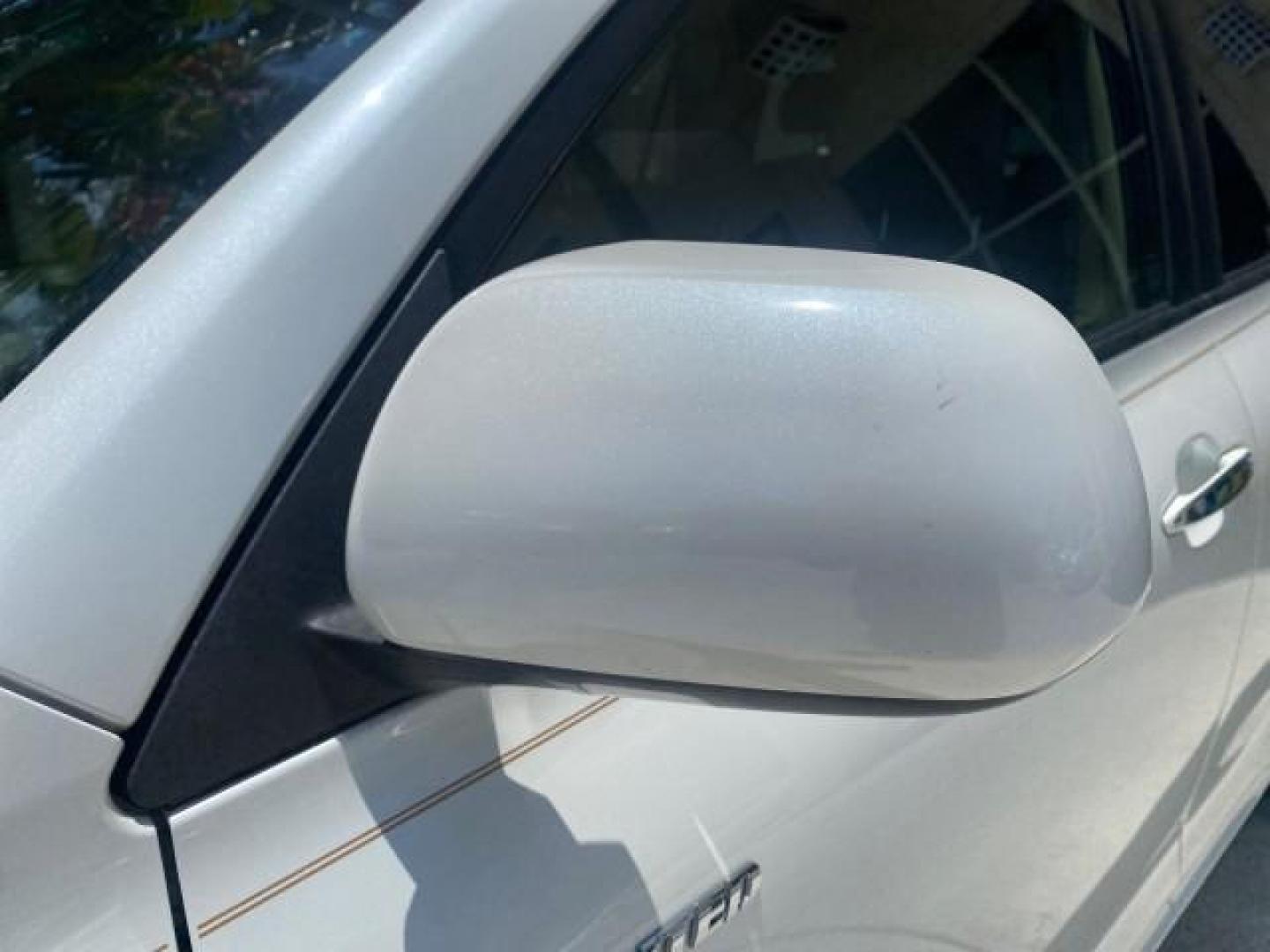 2009 Blizzard Pearl /Sand beige Toyota Highlander Limited 4WD 1 OWNER FLORIDA (JTEES42A192) with an 3.5L DOHC 24-Valve VVT-i V6 Engine engine, Automatic transmission, located at 4701 North Dixie Hwy, Pompano Beach, FL, 33064, (954) 422-2889, 26.240938, -80.123474 - OUR WEBPAGE FLORIDACARS1.COM HAS OVER 100 PHOTOS AND FREE CARFAX LINK 2009 TOYOTA HIGHLANDER LIMITED PEARL WHITE ALL ORIGINAL PAINT VIN: JTEES42A192148040 J T E E S 4 2 A 1 9 2 1 4 8 0 4 0 4 DOOR WAGON/SPORT UTILITY 3.5L V6 F DOHC 24V GASOLINE ALL WHEEL DRIVE Top Features 4WD/AWD Alloy Wheels Fold-A - Photo#30
