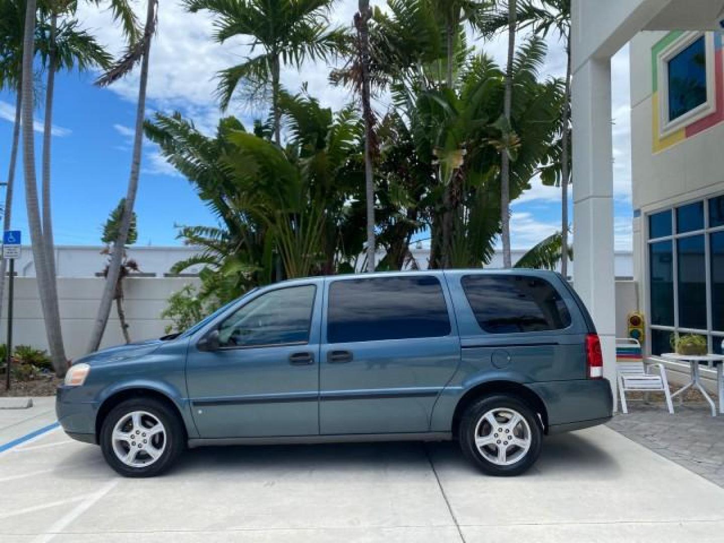 2007 Blue Granite Metallic /Medium Gray Chevrolet Uplander LS LOW MILES 70,368 (1GNDV23177D) with an 3.9L V6 SFI Engine engine, Automatic transmission, located at 4701 North Dixie Hwy, Pompano Beach, FL, 33064, (954) 422-2889, 26.240938, -80.123474 - OUR WEBPAGE FLORIDACARS1.COM HAS OVER 100 PHOTOS AND FREE CARFAX LINK 2007 CHEVROLET UPLANDER LS VIN: 1GNDV23177D130452 1 G N D V 2 3 1 7 7 D 1 3 0 4 5 2 VAN 3.9L V6 F GASOLINE FRONT WHEEL DRIVE Top Features Cloth Seats Third Row Seat Basic Features ABS Brakes AM/FM Stereo Air Conditioning Automatic - Photo#4