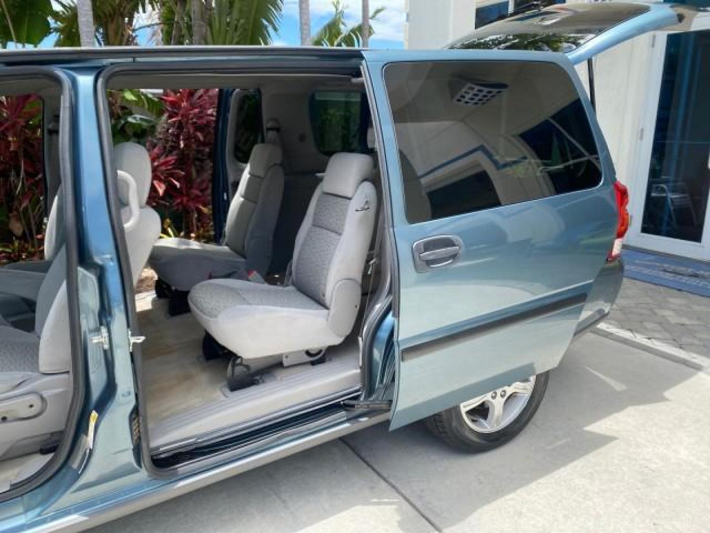 2007 Blue Granite Metallic /Medium Gray Chevrolet Uplander LS LOW MILES 70,368 (1GNDV23177D) with an 3.9L V6 SFI Engine engine, Automatic transmission, located at 4701 North Dixie Hwy, Pompano Beach, FL, 33064, (954) 422-2889, 26.240938, -80.123474 - OUR WEBPAGE FLORIDACARS1.COM HAS OVER 100 PHOTOS AND FREE CARFAX LINK 2007 CHEVROLET UPLANDER LS VIN: 1GNDV23177D130452 1 G N D V 2 3 1 7 7 D 1 3 0 4 5 2 VAN 3.9L V6 F GASOLINE FRONT WHEEL DRIVE Top Features Cloth Seats Third Row Seat Basic Features ABS Brakes AM/FM Stereo Air Conditioning Automatic - Photo#13