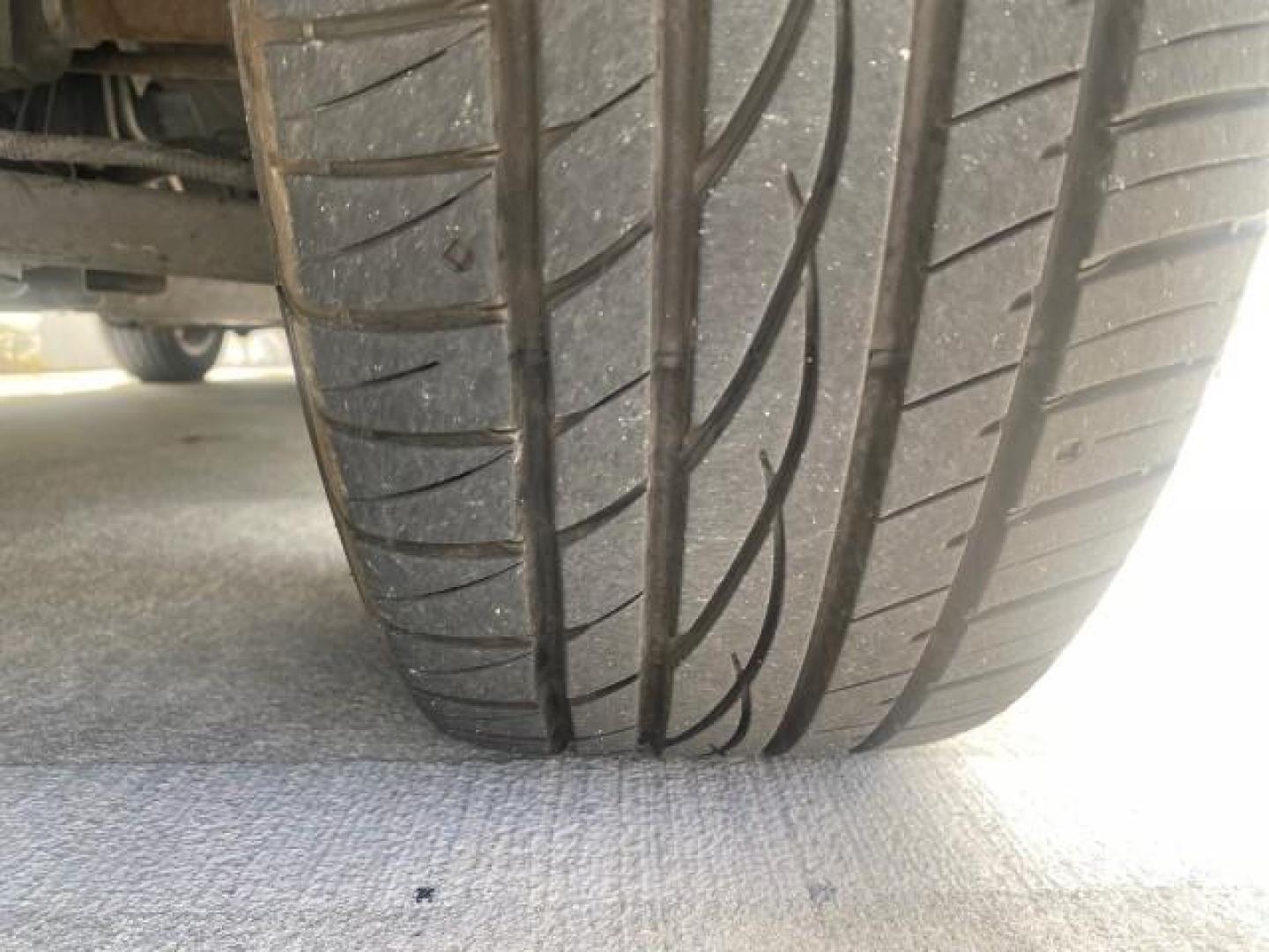 2007 Blue Granite Metallic /Medium Gray Chevrolet Uplander LS LOW MILES 70,368 (1GNDV23177D) with an 3.9L V6 SFI Engine engine, Automatic transmission, located at 4701 North Dixie Hwy, Pompano Beach, FL, 33064, (954) 422-2889, 26.240938, -80.123474 - OUR WEBPAGE FLORIDACARS1.COM HAS OVER 100 PHOTOS AND FREE CARFAX LINK 2007 CHEVROLET UPLANDER LS VIN: 1GNDV23177D130452 1 G N D V 2 3 1 7 7 D 1 3 0 4 5 2 VAN 3.9L V6 F GASOLINE FRONT WHEEL DRIVE Top Features Cloth Seats Third Row Seat Basic Features ABS Brakes AM/FM Stereo Air Conditioning Automatic - Photo#20