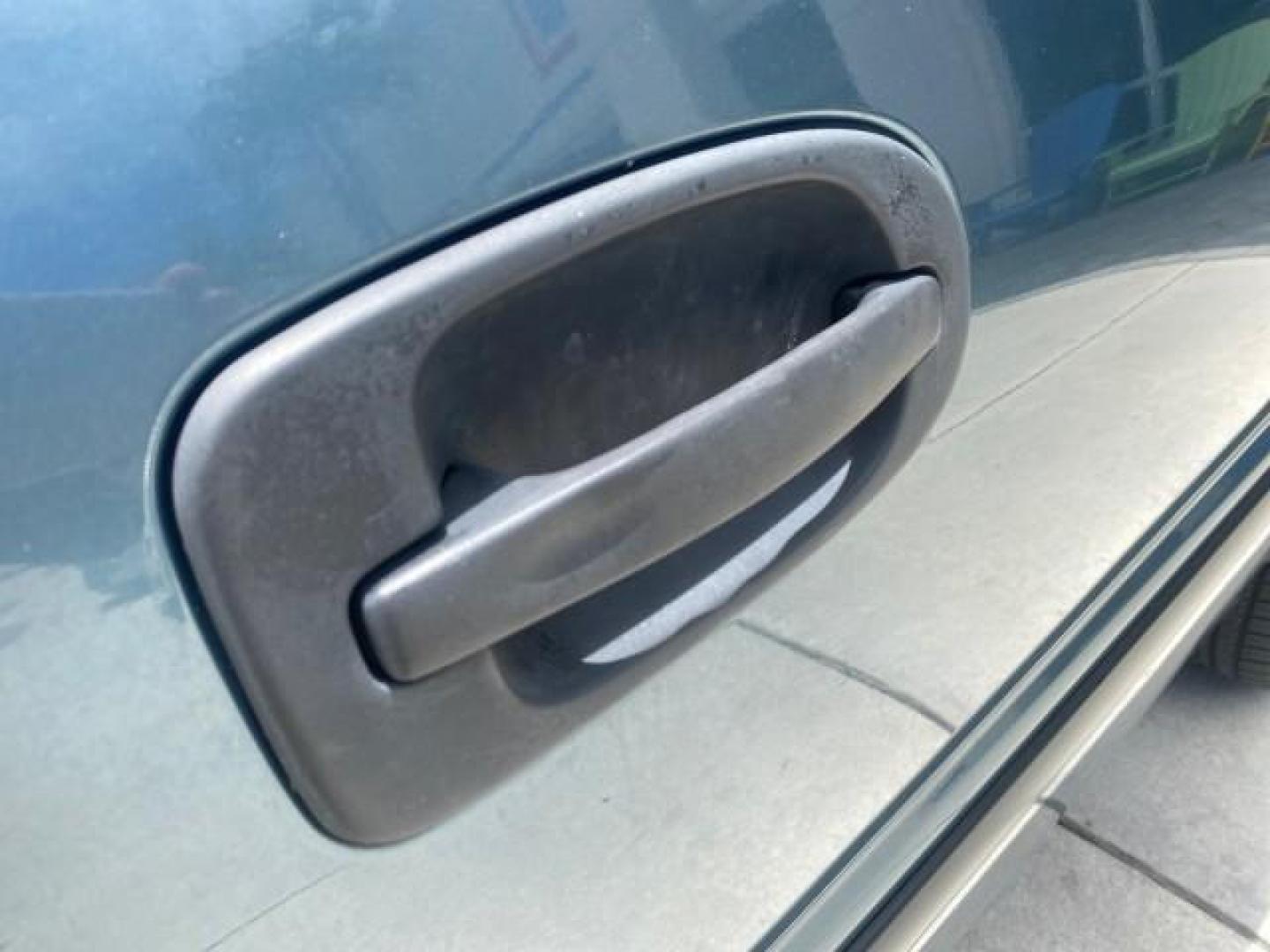 2007 Blue Granite Metallic /Medium Gray Chevrolet Uplander LS LOW MILES 70,368 (1GNDV23177D) with an 3.9L V6 SFI Engine engine, Automatic transmission, located at 4701 North Dixie Hwy, Pompano Beach, FL, 33064, (954) 422-2889, 26.240938, -80.123474 - OUR WEBPAGE FLORIDACARS1.COM HAS OVER 100 PHOTOS AND FREE CARFAX LINK 2007 CHEVROLET UPLANDER LS VIN: 1GNDV23177D130452 1 G N D V 2 3 1 7 7 D 1 3 0 4 5 2 VAN 3.9L V6 F GASOLINE FRONT WHEEL DRIVE Top Features Cloth Seats Third Row Seat Basic Features ABS Brakes AM/FM Stereo Air Conditioning Automatic - Photo#54