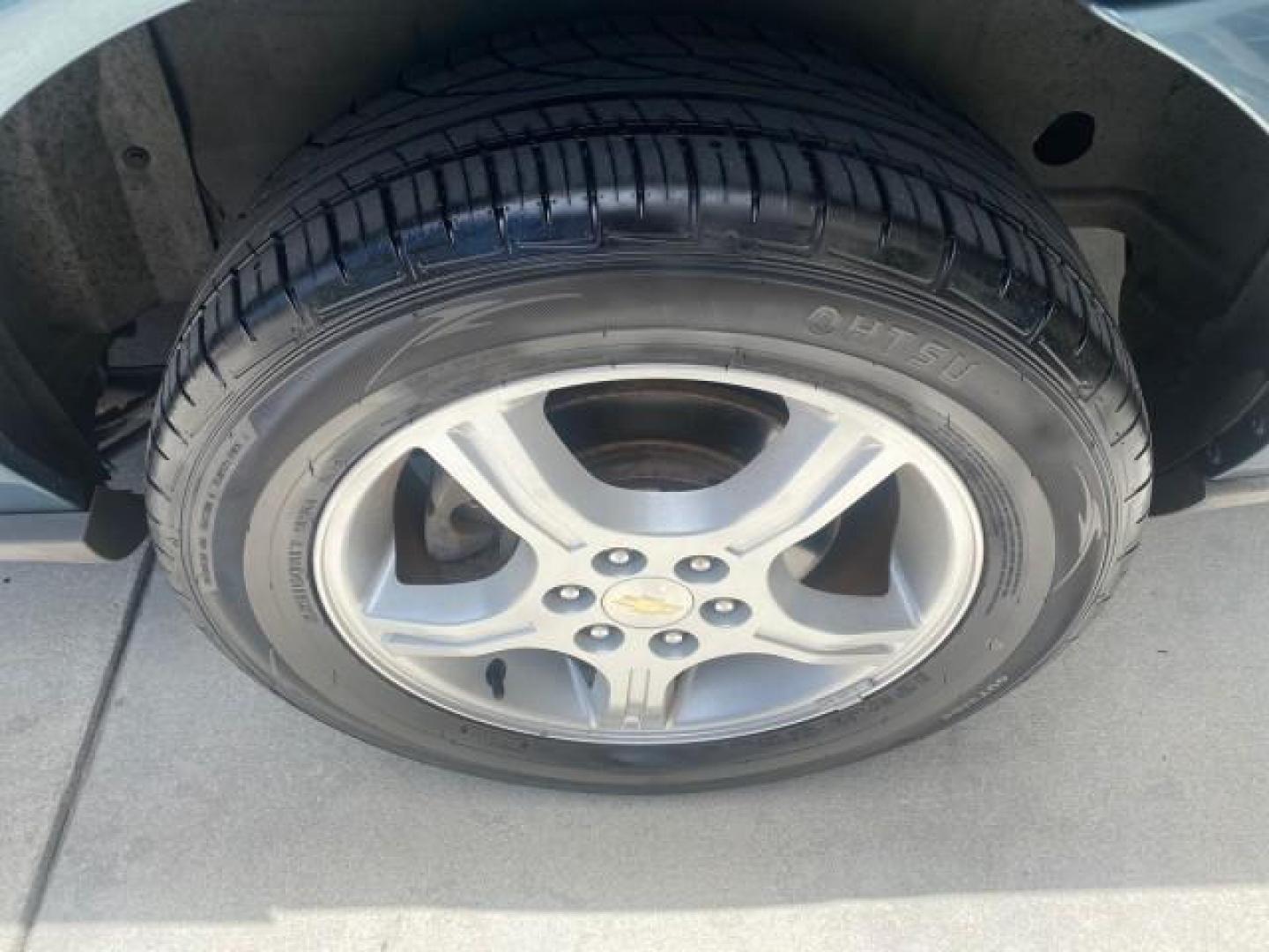 2007 Blue Granite Metallic /Medium Gray Chevrolet Uplander LS LOW MILES 70,368 (1GNDV23177D) with an 3.9L V6 SFI Engine engine, Automatic transmission, located at 4701 North Dixie Hwy, Pompano Beach, FL, 33064, (954) 422-2889, 26.240938, -80.123474 - OUR WEBPAGE FLORIDACARS1.COM HAS OVER 100 PHOTOS AND FREE CARFAX LINK 2007 CHEVROLET UPLANDER LS VIN: 1GNDV23177D130452 1 G N D V 2 3 1 7 7 D 1 3 0 4 5 2 VAN 3.9L V6 F GASOLINE FRONT WHEEL DRIVE Top Features Cloth Seats Third Row Seat Basic Features ABS Brakes AM/FM Stereo Air Conditioning Automatic - Photo#61