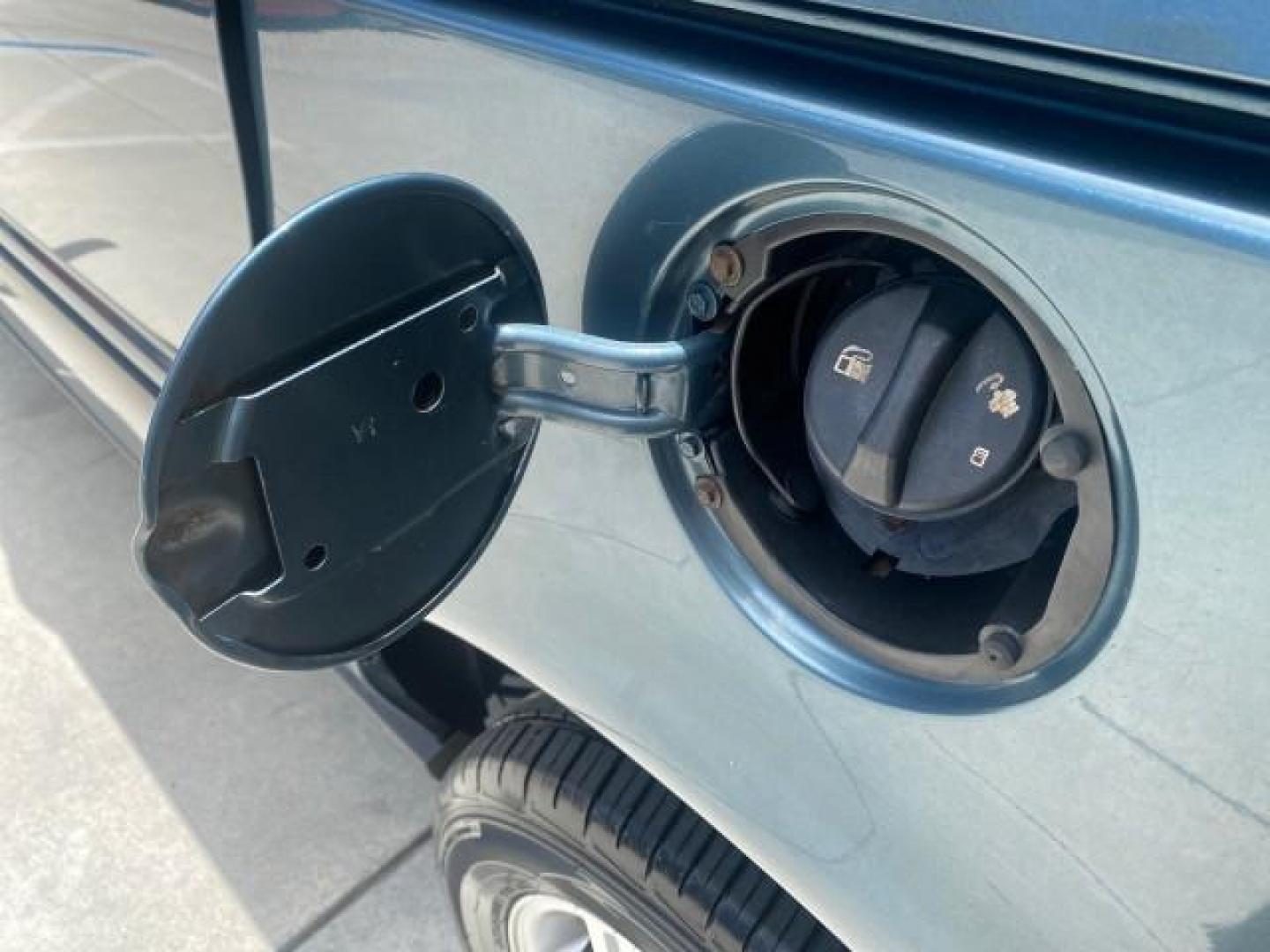 2007 Blue Granite Metallic /Medium Gray Chevrolet Uplander LS LOW MILES 70,368 (1GNDV23177D) with an 3.9L V6 SFI Engine engine, Automatic transmission, located at 4701 North Dixie Hwy, Pompano Beach, FL, 33064, (954) 422-2889, 26.240938, -80.123474 - OUR WEBPAGE FLORIDACARS1.COM HAS OVER 100 PHOTOS AND FREE CARFAX LINK 2007 CHEVROLET UPLANDER LS VIN: 1GNDV23177D130452 1 G N D V 2 3 1 7 7 D 1 3 0 4 5 2 VAN 3.9L V6 F GASOLINE FRONT WHEEL DRIVE Top Features Cloth Seats Third Row Seat Basic Features ABS Brakes AM/FM Stereo Air Conditioning Automatic - Photo#64