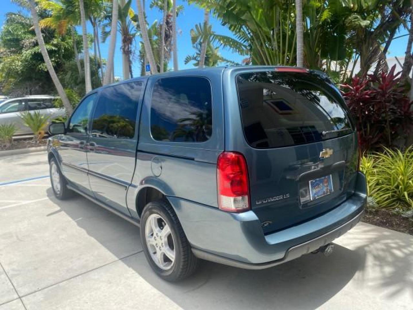 2007 Blue Granite Metallic /Medium Gray Chevrolet Uplander LS LOW MILES 70,368 (1GNDV23177D) with an 3.9L V6 SFI Engine engine, Automatic transmission, located at 4701 North Dixie Hwy, Pompano Beach, FL, 33064, (954) 422-2889, 26.240938, -80.123474 - OUR WEBPAGE FLORIDACARS1.COM HAS OVER 100 PHOTOS AND FREE CARFAX LINK 2007 CHEVROLET UPLANDER LS VIN: 1GNDV23177D130452 1 G N D V 2 3 1 7 7 D 1 3 0 4 5 2 VAN 3.9L V6 F GASOLINE FRONT WHEEL DRIVE Top Features Cloth Seats Third Row Seat Basic Features ABS Brakes AM/FM Stereo Air Conditioning Automatic - Photo#65