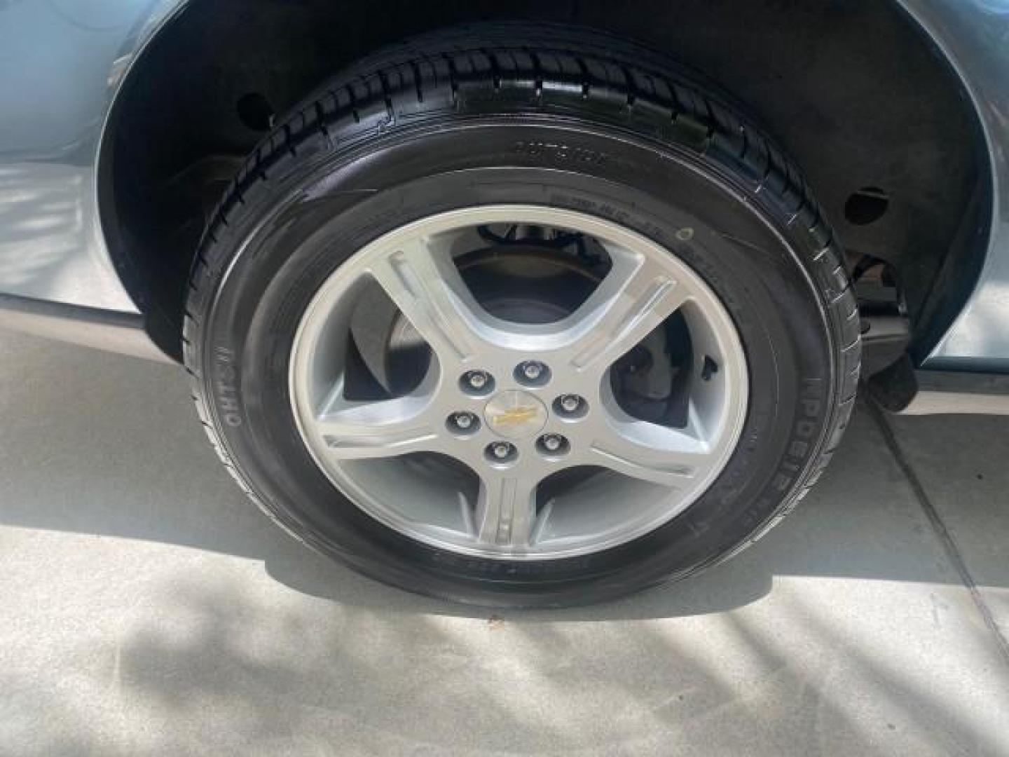 2007 Blue Granite Metallic /Medium Gray Chevrolet Uplander LS LOW MILES 70,368 (1GNDV23177D) with an 3.9L V6 SFI Engine engine, Automatic transmission, located at 4701 North Dixie Hwy, Pompano Beach, FL, 33064, (954) 422-2889, 26.240938, -80.123474 - OUR WEBPAGE FLORIDACARS1.COM HAS OVER 100 PHOTOS AND FREE CARFAX LINK 2007 CHEVROLET UPLANDER LS VIN: 1GNDV23177D130452 1 G N D V 2 3 1 7 7 D 1 3 0 4 5 2 VAN 3.9L V6 F GASOLINE FRONT WHEEL DRIVE Top Features Cloth Seats Third Row Seat Basic Features ABS Brakes AM/FM Stereo Air Conditioning Automatic - Photo#75