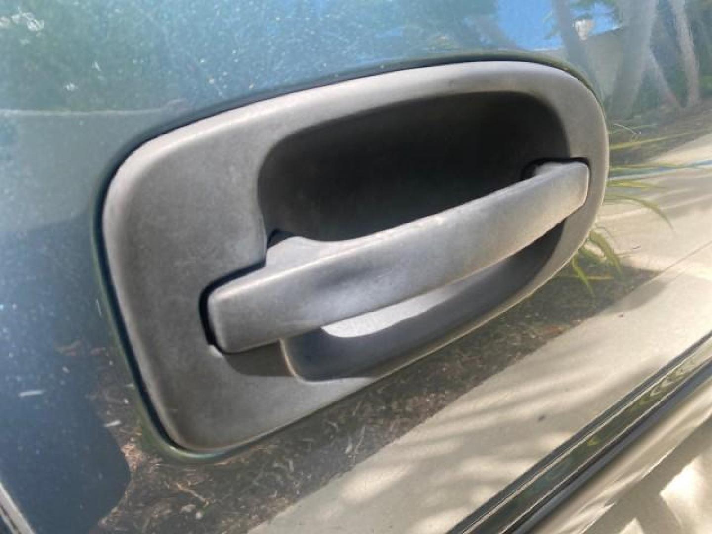 2007 Blue Granite Metallic /Medium Gray Chevrolet Uplander LS LOW MILES 70,368 (1GNDV23177D) with an 3.9L V6 SFI Engine engine, Automatic transmission, located at 4701 North Dixie Hwy, Pompano Beach, FL, 33064, (954) 422-2889, 26.240938, -80.123474 - OUR WEBPAGE FLORIDACARS1.COM HAS OVER 100 PHOTOS AND FREE CARFAX LINK 2007 CHEVROLET UPLANDER LS VIN: 1GNDV23177D130452 1 G N D V 2 3 1 7 7 D 1 3 0 4 5 2 VAN 3.9L V6 F GASOLINE FRONT WHEEL DRIVE Top Features Cloth Seats Third Row Seat Basic Features ABS Brakes AM/FM Stereo Air Conditioning Automatic - Photo#86