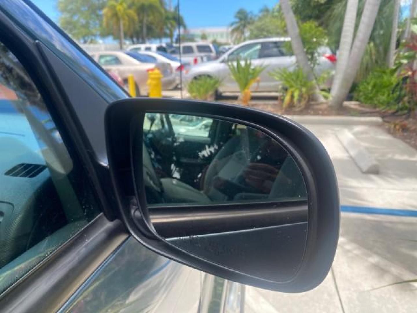 2007 Blue Granite Metallic /Medium Gray Chevrolet Uplander LS LOW MILES 70,368 (1GNDV23177D) with an 3.9L V6 SFI Engine engine, Automatic transmission, located at 4701 North Dixie Hwy, Pompano Beach, FL, 33064, (954) 422-2889, 26.240938, -80.123474 - OUR WEBPAGE FLORIDACARS1.COM HAS OVER 100 PHOTOS AND FREE CARFAX LINK 2007 CHEVROLET UPLANDER LS VIN: 1GNDV23177D130452 1 G N D V 2 3 1 7 7 D 1 3 0 4 5 2 VAN 3.9L V6 F GASOLINE FRONT WHEEL DRIVE Top Features Cloth Seats Third Row Seat Basic Features ABS Brakes AM/FM Stereo Air Conditioning Automatic - Photo#95