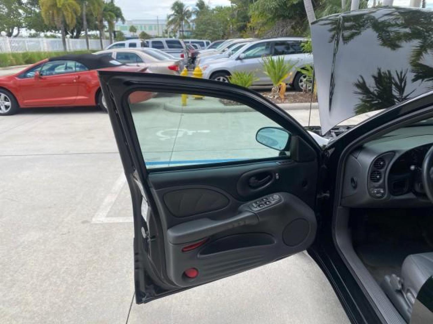 2002 Black /Dark Pewter Pontiac Bonneville SLE LOW MILES 82,619 (1G2HY54K224) with an 3.8L SFI V6 3800 Series II Engine engine, Automatic transmission, located at 4701 North Dixie Hwy, Pompano Beach, FL, 33064, (954) 422-2889, 26.240938, -80.123474 - OUR WEBPAGE FLORIDACARS1.COM HAS OVER 100 PHOTOS AND FREE CARFAX LINK 2002 PONTIAC BONNEVILLE SLE VIN: 1G2HY54K224170512 1 G 2 H Y 5 4 K 2 2 4 1 7 0 5 1 2 SEDAN 4 DR 3.8L V6 F GASOLINE FRONT WHEEL DRIVE Top Features Alloy Wheels Front Seat Heaters Leather Seats Sunroof(s) Basic Features ABS Brakes A - Photo#9