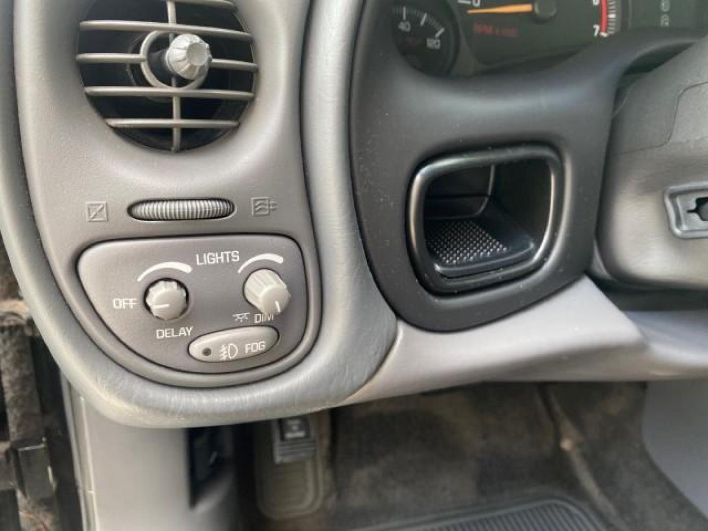 2002 Black /Dark Pewter Pontiac Bonneville SLE LOW MILES 82,619 (1G2HY54K224) with an 3.8L SFI V6 3800 Series II Engine engine, Automatic transmission, located at 4701 North Dixie Hwy, Pompano Beach, FL, 33064, (954) 422-2889, 26.240938, -80.123474 - OUR WEBPAGE FLORIDACARS1.COM HAS OVER 100 PHOTOS AND FREE CARFAX LINK 2002 PONTIAC BONNEVILLE SLE VIN: 1G2HY54K224170512 1 G 2 H Y 5 4 K 2 2 4 1 7 0 5 1 2 SEDAN 4 DR 3.8L V6 F GASOLINE FRONT WHEEL DRIVE Top Features Alloy Wheels Front Seat Heaters Leather Seats Sunroof(s) Basic Features ABS Brakes A - Photo#40