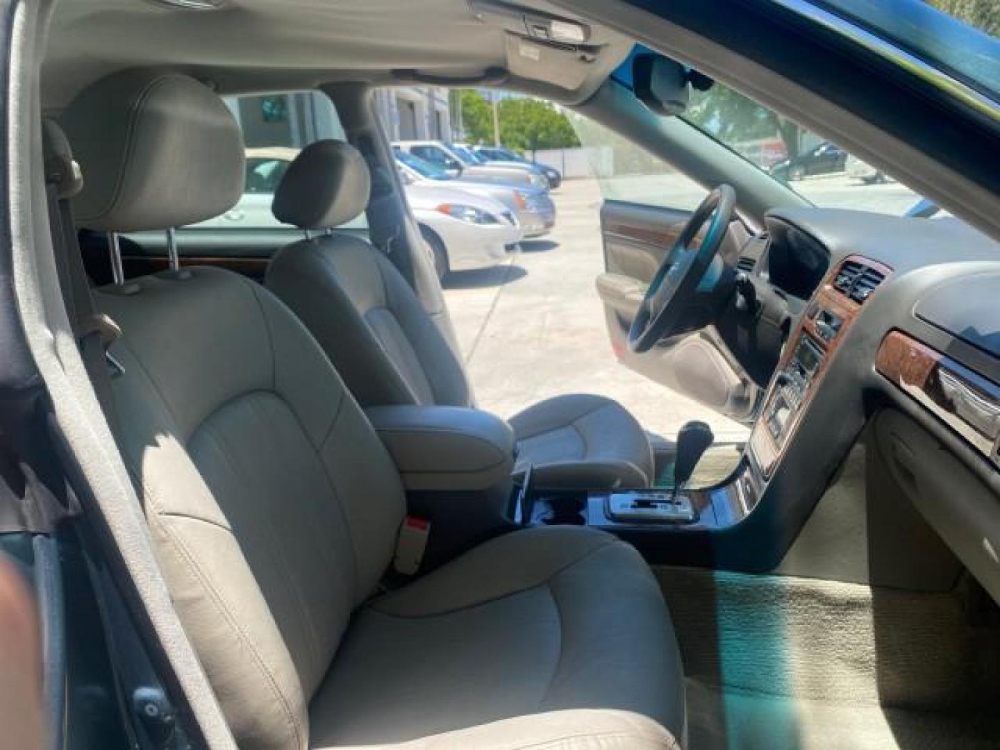 2005 Celadon Green /Beige Hyundai XG350 LOW MILES 46,921 1 OWNER (KMHFU45E55A) with an 3.5L DOHC MPI 24-Valve V6 Engine engine, Automatic transmission, located at 4701 North Dixie Hwy, Pompano Beach, FL, 33064, (954) 422-2889, 26.240938, -80.123474 - OUR WEBPAGE FLORIDACARS1.COM HAS OVER 100 PHOTOS AND FREE CARFAX LINK 2005 HYUNDAI XG350 VIN: KMHFU45E55A380931 K M H F U 4 5 E 5 5 A 3 8 0 9 3 1 SEDAN 4 DR 3.5L V6 F DOHC 24V GASOLINE FRONT WHEEL DRIVE Top Features Alloy Wheels Leather Seats Basic Features ABS Brakes AM/FM Stereo Air Conditioning A - Photo#12