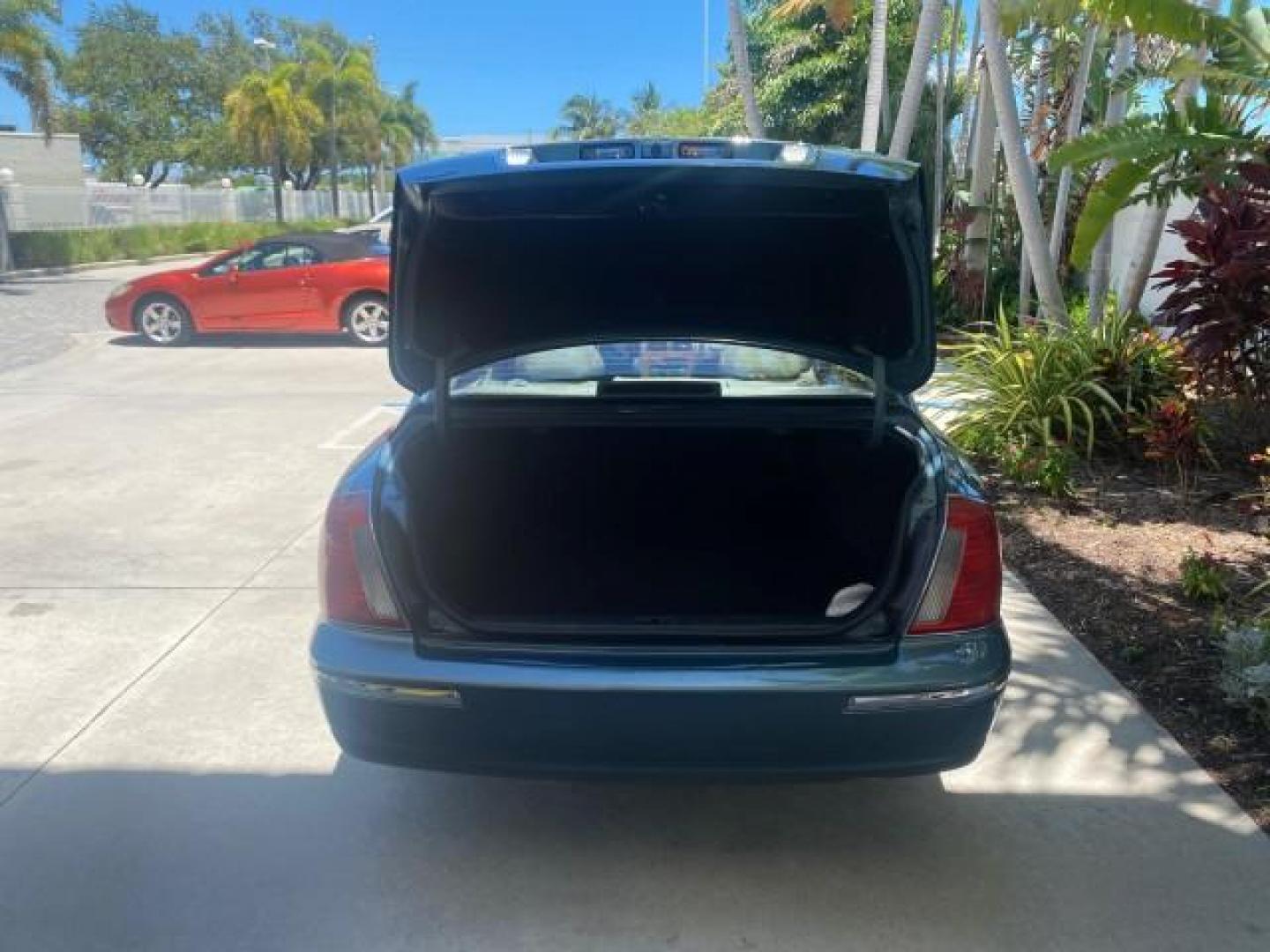 2005 Celadon Green /Beige Hyundai XG350 LOW MILES 46,921 1 OWNER (KMHFU45E55A) with an 3.5L DOHC MPI 24-Valve V6 Engine engine, Automatic transmission, located at 4701 North Dixie Hwy, Pompano Beach, FL, 33064, (954) 422-2889, 26.240938, -80.123474 - OUR WEBPAGE FLORIDACARS1.COM HAS OVER 100 PHOTOS AND FREE CARFAX LINK 2005 HYUNDAI XG350 VIN: KMHFU45E55A380931 K M H F U 4 5 E 5 5 A 3 8 0 9 3 1 SEDAN 4 DR 3.5L V6 F DOHC 24V GASOLINE FRONT WHEEL DRIVE Top Features Alloy Wheels Leather Seats Basic Features ABS Brakes AM/FM Stereo Air Conditioning A - Photo#85