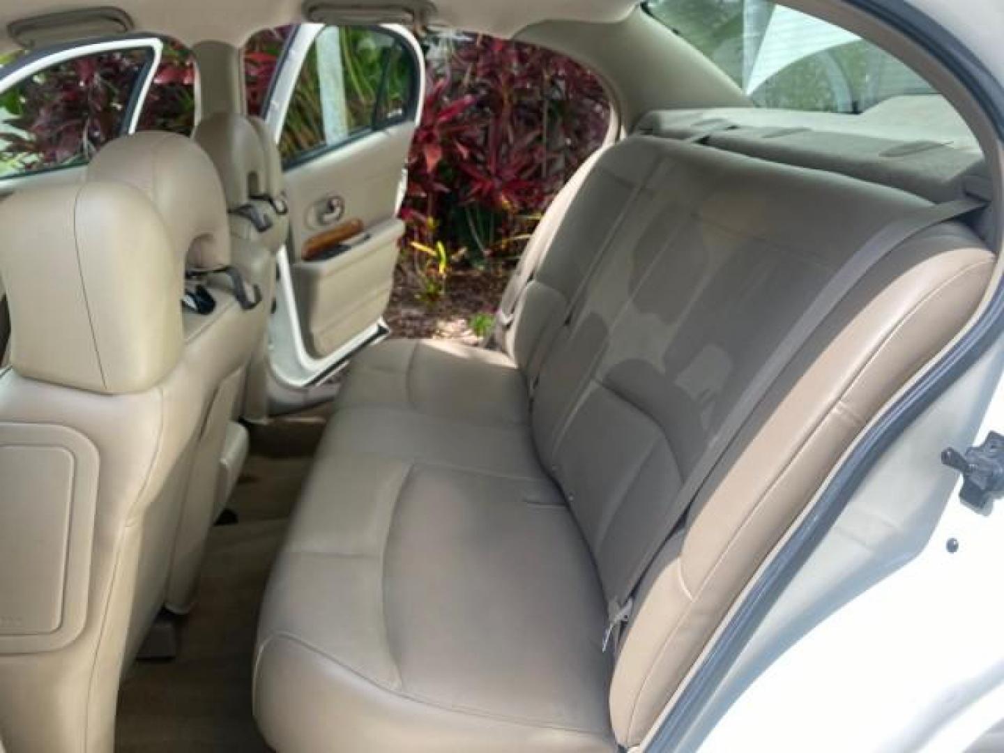2003 White /Taupe Buick LeSabre Custom LOW MILES 32,880 1 OWNER (1G4HP54K63U) with an 3.8L 3800 V6 SFI Engine engine, Automatic transmission, located at 4701 North Dixie Hwy, Pompano Beach, FL, 33064, (954) 422-2889, 26.240938, -80.123474 - OUR WEBPAGE FLORIDACARS1.COM HAS OVER 100 PHOTOS AND FREE CARFAX LINK 2003 BUICK LESABRE CUSTOM VIN: 1G4HP54K63U139534 1 G 4 H P 5 4 K 6 3 U 1 3 9 5 3 4 SEDAN 4 DR 3.8L V6 F 12V 29 mpg GASOLINE FRONT WHEEL DRIVE Top Features Alloy Wheels Cloth Seats Leather Seats Luxury Package Basic Features ABS Br - Photo#14