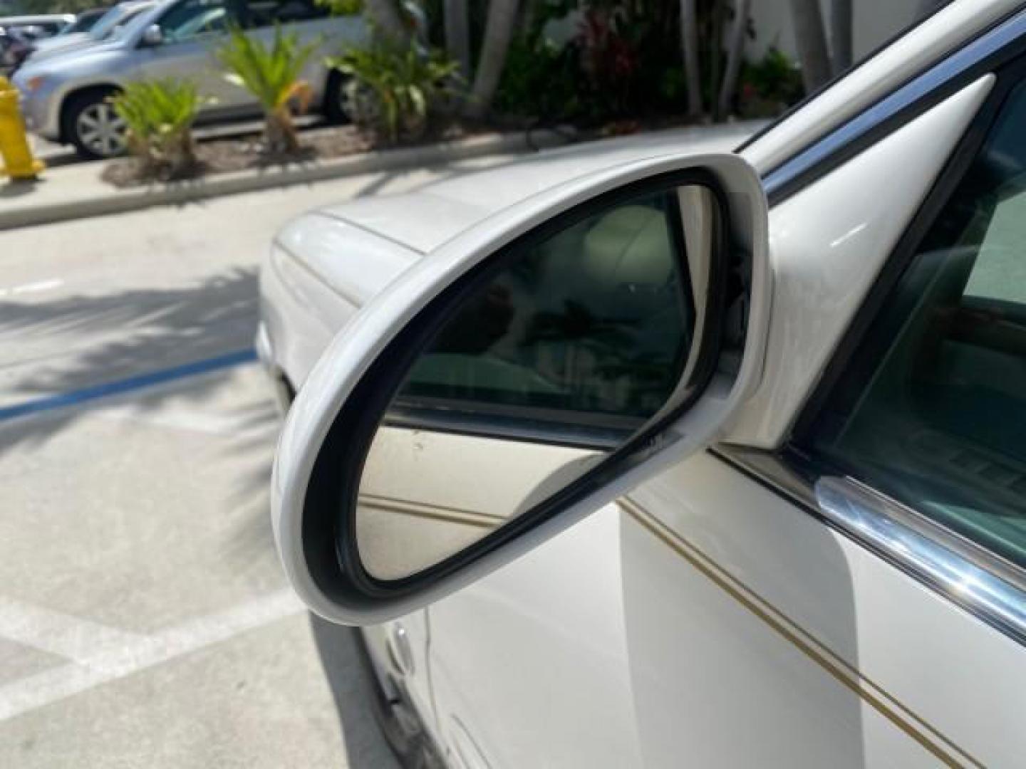 2003 White /Taupe Buick LeSabre Custom LOW MILES 32,880 1 OWNER (1G4HP54K63U) with an 3.8L 3800 V6 SFI Engine engine, Automatic transmission, located at 4701 North Dixie Hwy, Pompano Beach, FL, 33064, (954) 422-2889, 26.240938, -80.123474 - OUR WEBPAGE FLORIDACARS1.COM HAS OVER 100 PHOTOS AND FREE CARFAX LINK 2003 BUICK LESABRE CUSTOM VIN: 1G4HP54K63U139534 1 G 4 H P 5 4 K 6 3 U 1 3 9 5 3 4 SEDAN 4 DR 3.8L V6 F 12V 29 mpg GASOLINE FRONT WHEEL DRIVE Top Features Alloy Wheels Cloth Seats Leather Seats Luxury Package Basic Features ABS Br - Photo#29