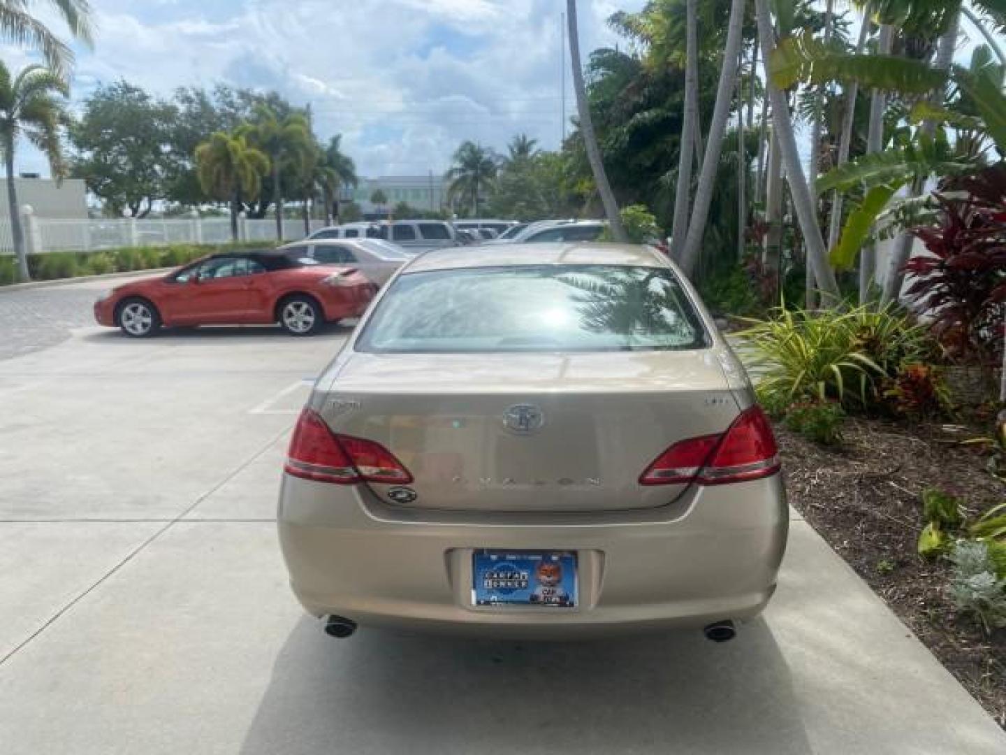 2006 Desert Sand Mica /Ivory Toyota Avalon XLS LOW MILES 53,114 (4T1BK36B66U) with an 3.5L 24-Valve EFI DOHC V6 Engine engine, Automatic transmission, located at 4701 North Dixie Hwy, Pompano Beach, FL, 33064, (954) 422-2889, 26.240938, -80.123474 - OUR WEBPAGE FLORIDACARS1.COM HAS OVER 100 PHOTOS AND FREE CARFAX LINK 2006 TOYOTA AVALON XLS VIN: 4T1BK36B66U098736 4 T 1 B K 3 6 B 6 6 U 0 9 8 7 3 6 SEDAN 4 DR 3.5L V6 F DOHC 24V GASOLINE FRONT WHEEL DRIVE Top Features Alloy Wheels Front Seat Heaters Leather Seats Special Edition Sunroof(s) Basic F - Photo#6