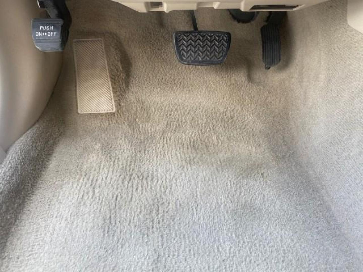 2006 Desert Sand Mica /Ivory Toyota Avalon XLS LOW MILES 53,114 (4T1BK36B66U) with an 3.5L 24-Valve EFI DOHC V6 Engine engine, Automatic transmission, located at 4701 North Dixie Hwy, Pompano Beach, FL, 33064, (954) 422-2889, 26.240938, -80.123474 - OUR WEBPAGE FLORIDACARS1.COM HAS OVER 100 PHOTOS AND FREE CARFAX LINK 2006 TOYOTA AVALON XLS VIN: 4T1BK36B66U098736 4 T 1 B K 3 6 B 6 6 U 0 9 8 7 3 6 SEDAN 4 DR 3.5L V6 F DOHC 24V GASOLINE FRONT WHEEL DRIVE Top Features Alloy Wheels Front Seat Heaters Leather Seats Special Edition Sunroof(s) Basic F - Photo#45