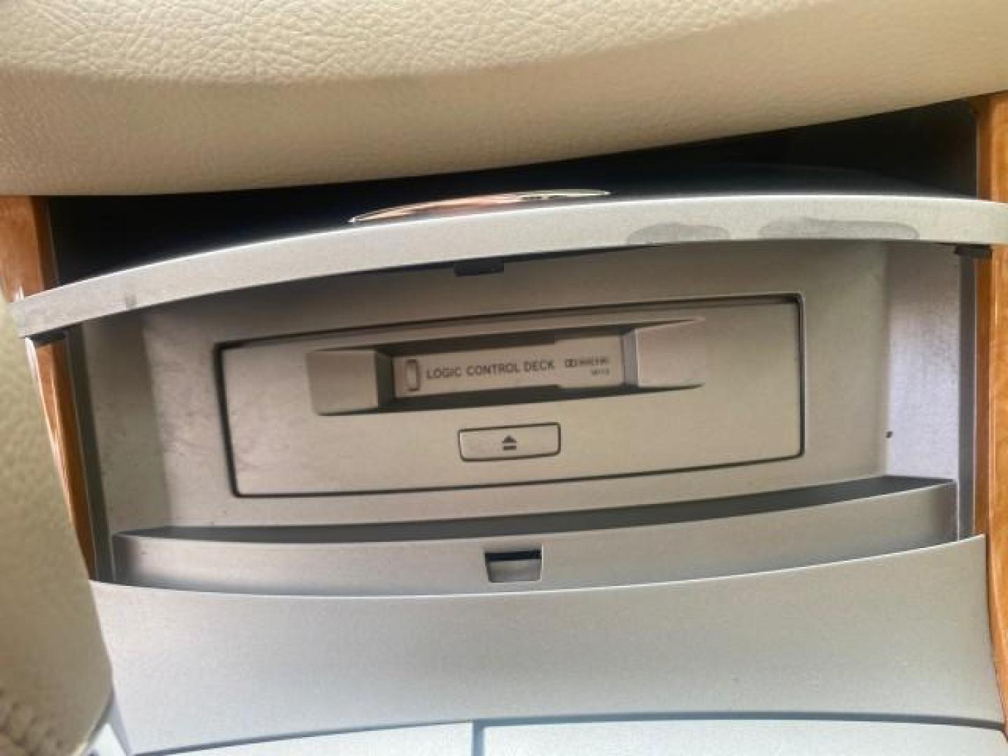 2006 Desert Sand Mica /Ivory Toyota Avalon XLS LOW MILES 53,114 (4T1BK36B66U) with an 3.5L 24-Valve EFI DOHC V6 Engine engine, Automatic transmission, located at 4701 North Dixie Hwy, Pompano Beach, FL, 33064, (954) 422-2889, 26.240938, -80.123474 - OUR WEBPAGE FLORIDACARS1.COM HAS OVER 100 PHOTOS AND FREE CARFAX LINK 2006 TOYOTA AVALON XLS VIN: 4T1BK36B66U098736 4 T 1 B K 3 6 B 6 6 U 0 9 8 7 3 6 SEDAN 4 DR 3.5L V6 F DOHC 24V GASOLINE FRONT WHEEL DRIVE Top Features Alloy Wheels Front Seat Heaters Leather Seats Special Edition Sunroof(s) Basic F - Photo#50