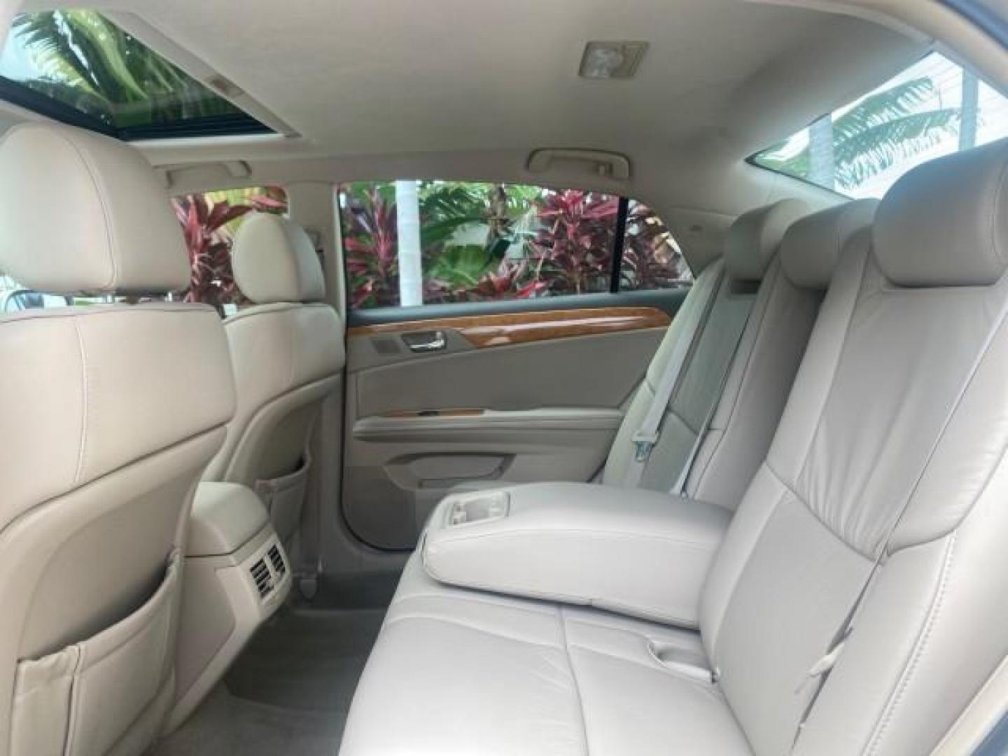 2006 Desert Sand Mica /Ivory Toyota Avalon XLS LOW MILES 53,114 (4T1BK36B66U) with an 3.5L 24-Valve EFI DOHC V6 Engine engine, Automatic transmission, located at 4701 North Dixie Hwy, Pompano Beach, FL, 33064, (954) 422-2889, 26.240938, -80.123474 - OUR WEBPAGE FLORIDACARS1.COM HAS OVER 100 PHOTOS AND FREE CARFAX LINK 2006 TOYOTA AVALON XLS VIN: 4T1BK36B66U098736 4 T 1 B K 3 6 B 6 6 U 0 9 8 7 3 6 SEDAN 4 DR 3.5L V6 F DOHC 24V GASOLINE FRONT WHEEL DRIVE Top Features Alloy Wheels Front Seat Heaters Leather Seats Special Edition Sunroof(s) Basic F - Photo#72