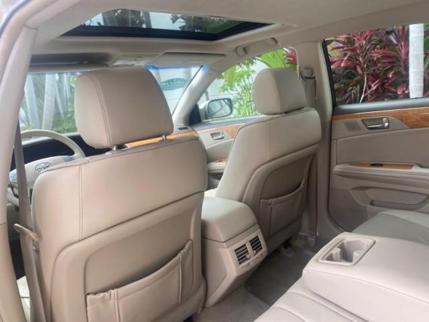 2006 Desert Sand Mica /Ivory Toyota Avalon XLS LOW MILES 53,114 (4T1BK36B66U) with an 3.5L 24-Valve EFI DOHC V6 Engine engine, Automatic transmission, located at 4701 North Dixie Hwy, Pompano Beach, FL, 33064, (954) 422-2889, 26.240938, -80.123474 - OUR WEBPAGE FLORIDACARS1.COM HAS OVER 100 PHOTOS AND FREE CARFAX LINK 2006 TOYOTA AVALON XLS VIN: 4T1BK36B66U098736 4 T 1 B K 3 6 B 6 6 U 0 9 8 7 3 6 SEDAN 4 DR 3.5L V6 F DOHC 24V GASOLINE FRONT WHEEL DRIVE Top Features Alloy Wheels Front Seat Heaters Leather Seats Special Edition Sunroof(s) Basic F - Photo#74