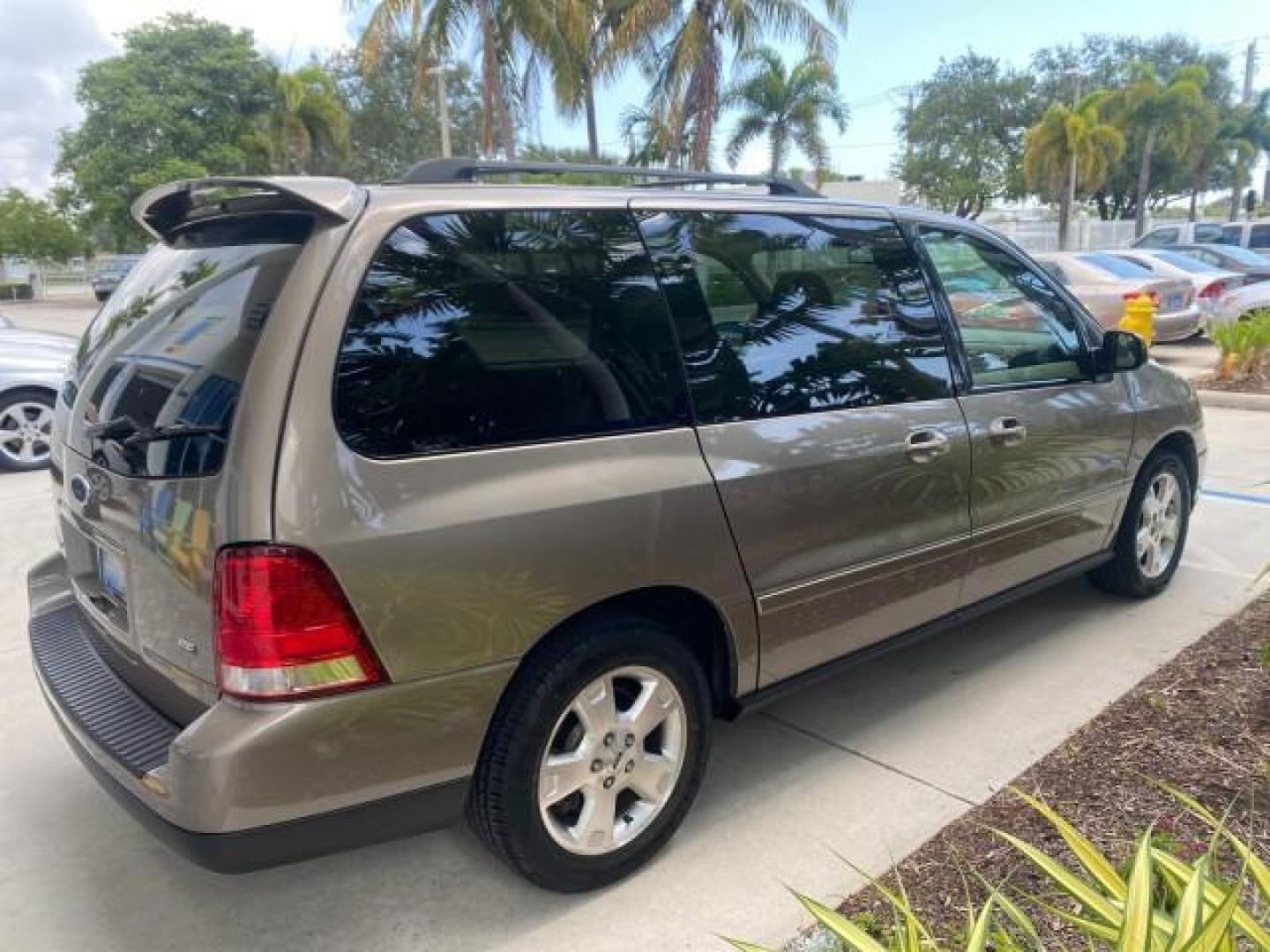 2006 Arizona Beige Metallic /Pebble Ford Freestar Wagon SE LOW MILES 57,712 (2FMZA51666B) with an 3.9L OHV V6 Engine engine, Automatic transmission, located at 4701 North Dixie Hwy, Pompano Beach, FL, 33064, (954) 422-2889, 26.240938, -80.123474 - OUR WEBPAGE FLORIDACARS1.COM HAS OVER 100 PHOTOS AND FREE CARFAX LINK 2006 FORD FREESTAR SE VIN: 2FMZA51666BA30658 2 F M Z A 5 1 6 6 6 B A 3 0 6 5 8 VAN 3.9L V6 F GASOLINE FRONT WHEEL DRIVE Top Features Cloth Seats Fold-Away Third Row Third Row Seat Basic Features ABS Brakes AM/FM Stereo Air Conditi - Photo#7
