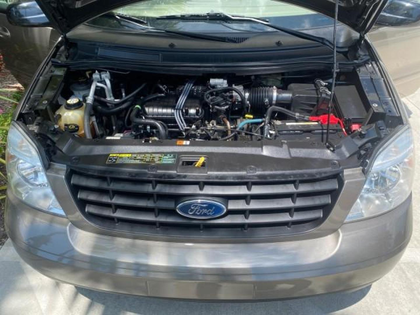 2006 Arizona Beige Metallic /Pebble Ford Freestar Wagon SE LOW MILES 57,712 (2FMZA51666B) with an 3.9L OHV V6 Engine engine, Automatic transmission, located at 4701 North Dixie Hwy, Pompano Beach, FL, 33064, (954) 422-2889, 26.240938, -80.123474 - OUR WEBPAGE FLORIDACARS1.COM HAS OVER 100 PHOTOS AND FREE CARFAX LINK 2006 FORD FREESTAR SE VIN: 2FMZA51666BA30658 2 F M Z A 5 1 6 6 6 B A 3 0 6 5 8 VAN 3.9L V6 F GASOLINE FRONT WHEEL DRIVE Top Features Cloth Seats Fold-Away Third Row Third Row Seat Basic Features ABS Brakes AM/FM Stereo Air Conditi - Photo#17