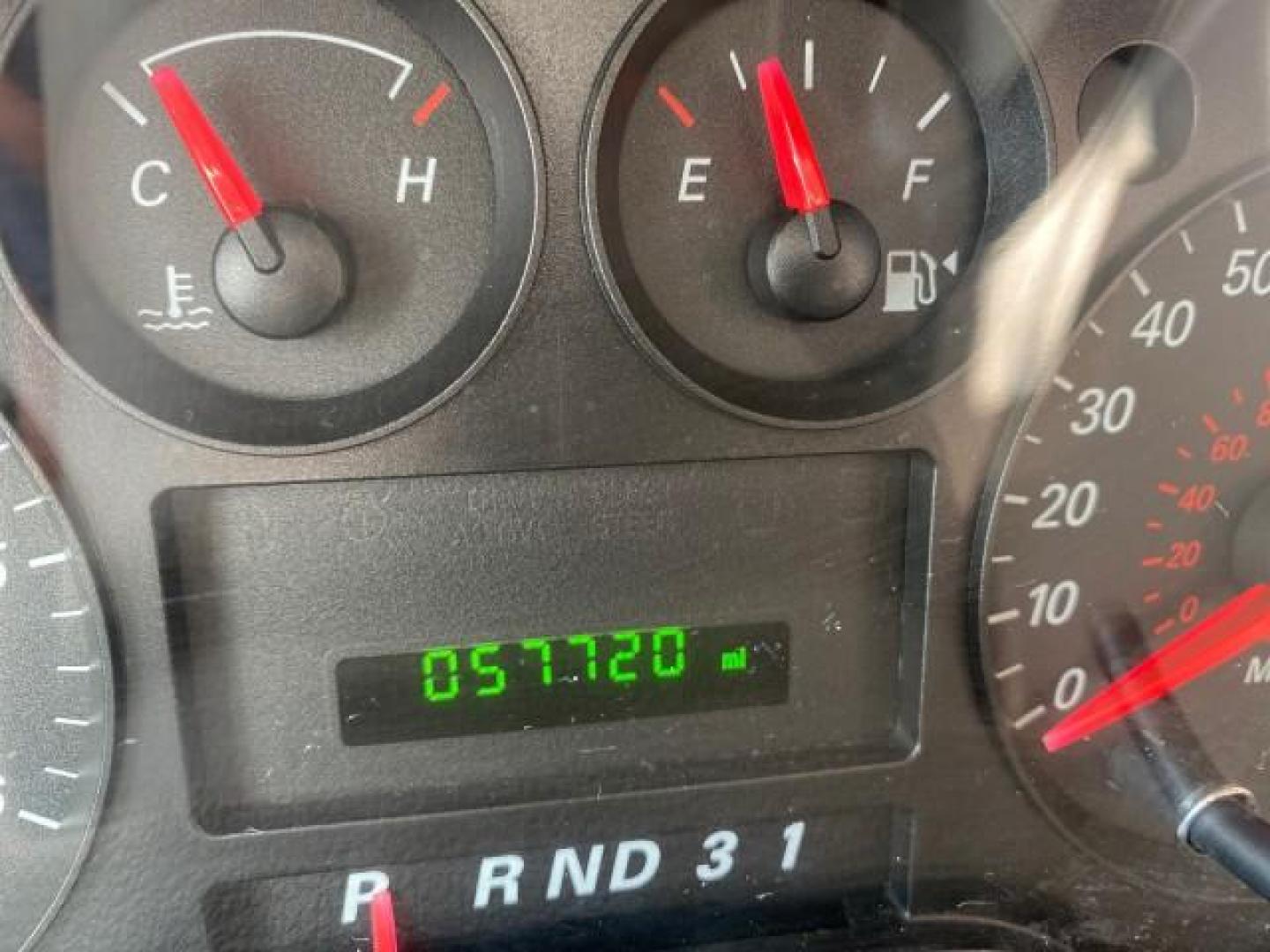 2006 Arizona Beige Metallic /Pebble Ford Freestar Wagon SE LOW MILES 57,712 (2FMZA51666B) with an 3.9L OHV V6 Engine engine, Automatic transmission, located at 4701 North Dixie Hwy, Pompano Beach, FL, 33064, (954) 422-2889, 26.240938, -80.123474 - OUR WEBPAGE FLORIDACARS1.COM HAS OVER 100 PHOTOS AND FREE CARFAX LINK 2006 FORD FREESTAR SE VIN: 2FMZA51666BA30658 2 F M Z A 5 1 6 6 6 B A 3 0 6 5 8 VAN 3.9L V6 F GASOLINE FRONT WHEEL DRIVE Top Features Cloth Seats Fold-Away Third Row Third Row Seat Basic Features ABS Brakes AM/FM Stereo Air Conditi - Photo#18