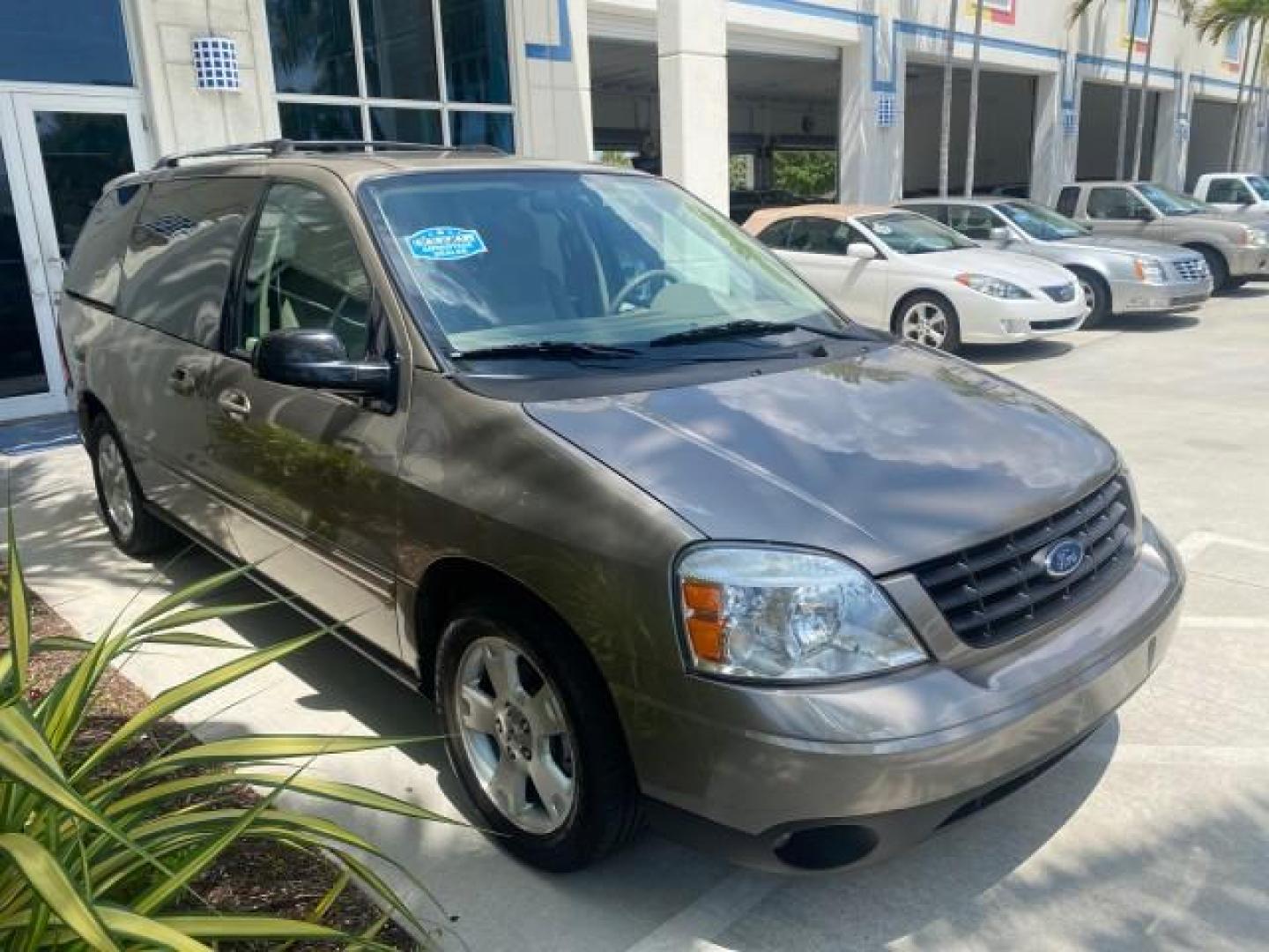 2006 Arizona Beige Metallic /Pebble Ford Freestar Wagon SE LOW MILES 57,712 (2FMZA51666B) with an 3.9L OHV V6 Engine engine, Automatic transmission, located at 4701 North Dixie Hwy, Pompano Beach, FL, 33064, (954) 422-2889, 26.240938, -80.123474 - OUR WEBPAGE FLORIDACARS1.COM HAS OVER 100 PHOTOS AND FREE CARFAX LINK 2006 FORD FREESTAR SE VIN: 2FMZA51666BA30658 2 F M Z A 5 1 6 6 6 B A 3 0 6 5 8 VAN 3.9L V6 F GASOLINE FRONT WHEEL DRIVE Top Features Cloth Seats Fold-Away Third Row Third Row Seat Basic Features ABS Brakes AM/FM Stereo Air Conditi - Photo#24