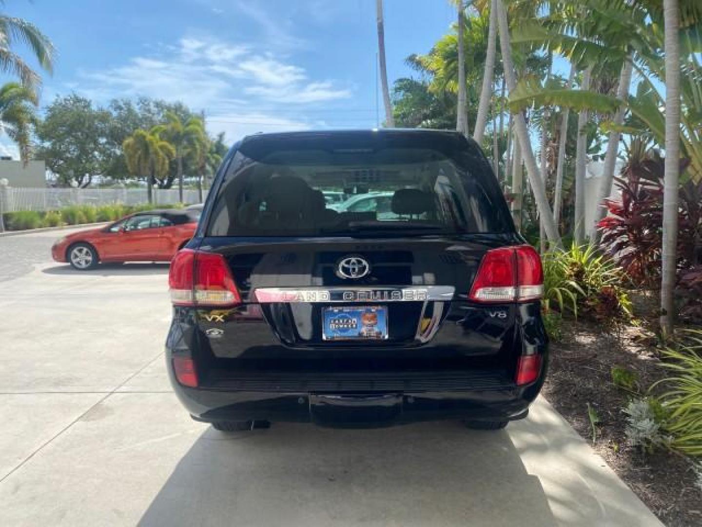 2008 Black /Medium Gray Toyota Land Cruiser LOOKS LIKE NEW 4WD (JTMHY05J984) with an 5.7L DOHC EFI 32-Valve V8 Engine engine, Automatic transmission, located at 4701 North Dixie Hwy, Pompano Beach, FL, 33064, (954) 422-2889, 26.240938, -80.123474 - OUR WEBPAGE FLORIDACARS1.COM HAS OVER 100 PHOTOS AND FREE CARFAX LINK 2008 TOYOTA LAND CRUISER VIN: JTMHY05J984000502 J T M H Y 0 5 J 9 8 4 0 0 0 5 0 2 4 DOOR WAGON/SPORT UTILITY 5.7L V8 F DOHC 32V GASOLINE ALL WHEEL DRIVE Top Features 4WD/AWD Alloy Wheels Fold-Away Third Row Front Seat Heaters JBL - Photo#6