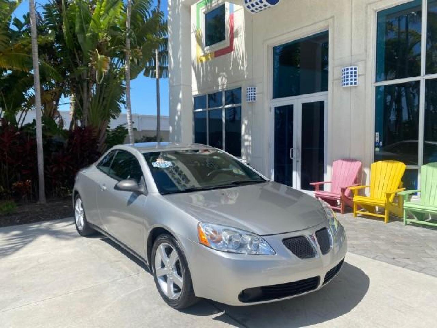 2007 Granite Metallic /Ebony Pontiac G6 GT LOW MILES 48,931 1 OWNER (1G2ZH361674) with an 3.9L V6 SFI Engine engine, Automatic transmission, located at 4701 North Dixie Hwy, Pompano Beach, FL, 33064, (954) 422-2889, 26.240938, -80.123474 - OUR WEBPAGE FLORIDACARS1.COM HAS OVER 100 PHOTOS AND FREE CARFAX LINK 2007 PONTIAC G6 GT VIN: 1G2ZH361674264591 1 G 2 Z H 3 6 1 6 7 4 2 6 4 5 9 1 CONVERTIBLE 3.9L V6 F GASOLINE FRONT WHEEL DRIVE Top Features Alloy Wheels Front Seat Heaters Hard Top Leather Seats Basic Features ABS Brakes AM/FM Stere - Photo#1
