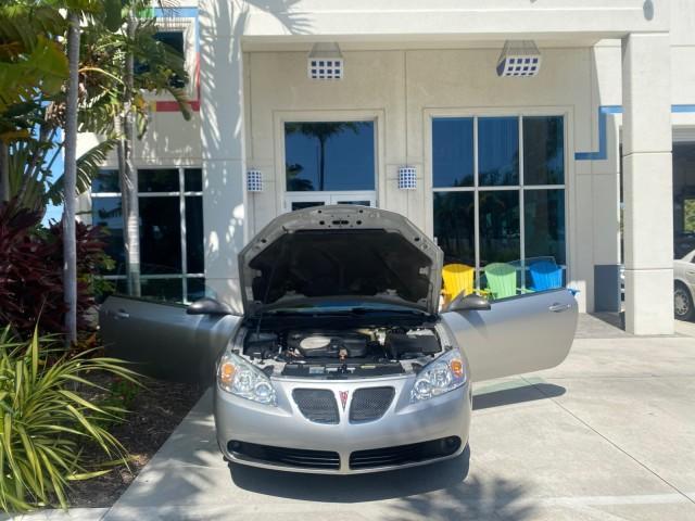 2007 Granite Metallic /Ebony Pontiac G6 GT LOW MILES 48,961 1 OWNER (1G2ZH361674) with an 3.9L V6 SFI Engine engine, Automatic transmission, located at 4701 North Dixie Hwy, Pompano Beach, FL, 33064, (954) 422-2889, 26.240938, -80.123474 - OUR WEBPAGE FLORIDACARS1.COM HAS OVER 100 PHOTOS AND FREE CARFAX LINK 2007 PONTIAC G6 GT VIN: 1G2ZH361674264591 1 G 2 Z H 3 6 1 6 7 4 2 6 4 5 9 1 CONVERTIBLE 3.9L V6 F GASOLINE FRONT WHEEL DRIVE Top Features Alloy Wheels Front Seat Heaters Hard Top Leather Seats Basic Features ABS Brakes AM/FM Stere - Photo#16