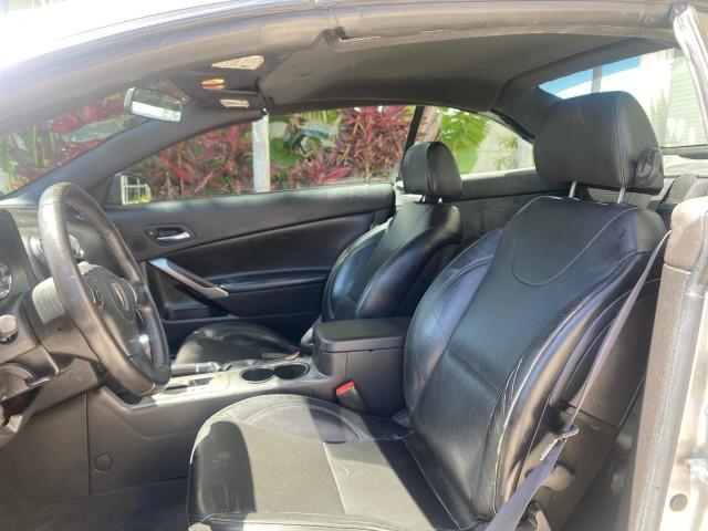 2007 Granite Metallic /Ebony Pontiac G6 GT LOW MILES 48,961 1 OWNER (1G2ZH361674) with an 3.9L V6 SFI Engine engine, Automatic transmission, located at 4701 North Dixie Hwy, Pompano Beach, FL, 33064, (954) 422-2889, 26.240938, -80.123474 - OUR WEBPAGE FLORIDACARS1.COM HAS OVER 100 PHOTOS AND FREE CARFAX LINK 2007 PONTIAC G6 GT VIN: 1G2ZH361674264591 1 G 2 Z H 3 6 1 6 7 4 2 6 4 5 9 1 CONVERTIBLE 3.9L V6 F GASOLINE FRONT WHEEL DRIVE Top Features Alloy Wheels Front Seat Heaters Hard Top Leather Seats Basic Features ABS Brakes AM/FM Stere - Photo#40