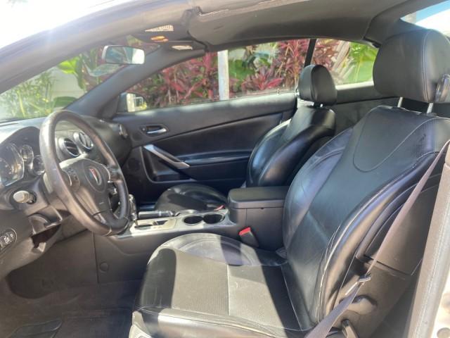 2007 Granite Metallic /Ebony Pontiac G6 GT LOW MILES 48,961 1 OWNER (1G2ZH361674) with an 3.9L V6 SFI Engine engine, Automatic transmission, located at 4701 North Dixie Hwy, Pompano Beach, FL, 33064, (954) 422-2889, 26.240938, -80.123474 - OUR WEBPAGE FLORIDACARS1.COM HAS OVER 100 PHOTOS AND FREE CARFAX LINK 2007 PONTIAC G6 GT VIN: 1G2ZH361674264591 1 G 2 Z H 3 6 1 6 7 4 2 6 4 5 9 1 CONVERTIBLE 3.9L V6 F GASOLINE FRONT WHEEL DRIVE Top Features Alloy Wheels Front Seat Heaters Hard Top Leather Seats Basic Features ABS Brakes AM/FM Stere - Photo#42