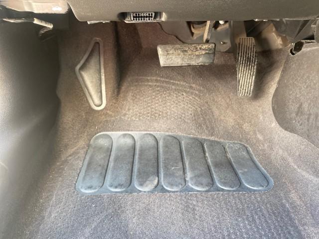 2007 Granite Metallic /Ebony Pontiac G6 GT LOW MILES 48,961 1 OWNER (1G2ZH361674) with an 3.9L V6 SFI Engine engine, Automatic transmission, located at 4701 North Dixie Hwy, Pompano Beach, FL, 33064, (954) 422-2889, 26.240938, -80.123474 - OUR WEBPAGE FLORIDACARS1.COM HAS OVER 100 PHOTOS AND FREE CARFAX LINK 2007 PONTIAC G6 GT VIN: 1G2ZH361674264591 1 G 2 Z H 3 6 1 6 7 4 2 6 4 5 9 1 CONVERTIBLE 3.9L V6 F GASOLINE FRONT WHEEL DRIVE Top Features Alloy Wheels Front Seat Heaters Hard Top Leather Seats Basic Features ABS Brakes AM/FM Stere - Photo#51