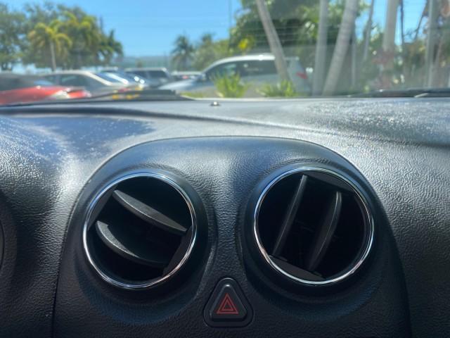 2007 Granite Metallic /Ebony Pontiac G6 GT LOW MILES 48,961 1 OWNER (1G2ZH361674) with an 3.9L V6 SFI Engine engine, Automatic transmission, located at 4701 North Dixie Hwy, Pompano Beach, FL, 33064, (954) 422-2889, 26.240938, -80.123474 - OUR WEBPAGE FLORIDACARS1.COM HAS OVER 100 PHOTOS AND FREE CARFAX LINK 2007 PONTIAC G6 GT VIN: 1G2ZH361674264591 1 G 2 Z H 3 6 1 6 7 4 2 6 4 5 9 1 CONVERTIBLE 3.9L V6 F GASOLINE FRONT WHEEL DRIVE Top Features Alloy Wheels Front Seat Heaters Hard Top Leather Seats Basic Features ABS Brakes AM/FM Stere - Photo#53