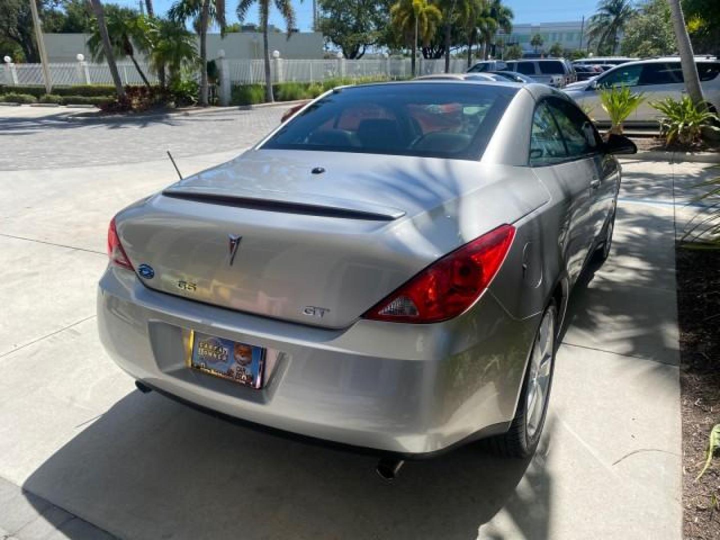 2007 Granite Metallic /Ebony Pontiac G6 GT LOW MILES 48,931 1 OWNER (1G2ZH361674) with an 3.9L V6 SFI Engine engine, Automatic transmission, located at 4701 North Dixie Hwy, Pompano Beach, FL, 33064, (954) 422-2889, 26.240938, -80.123474 - OUR WEBPAGE FLORIDACARS1.COM HAS OVER 100 PHOTOS AND FREE CARFAX LINK 2007 PONTIAC G6 GT VIN: 1G2ZH361674264591 1 G 2 Z H 3 6 1 6 7 4 2 6 4 5 9 1 CONVERTIBLE 3.9L V6 F GASOLINE FRONT WHEEL DRIVE Top Features Alloy Wheels Front Seat Heaters Hard Top Leather Seats Basic Features ABS Brakes AM/FM Stere - Photo#68