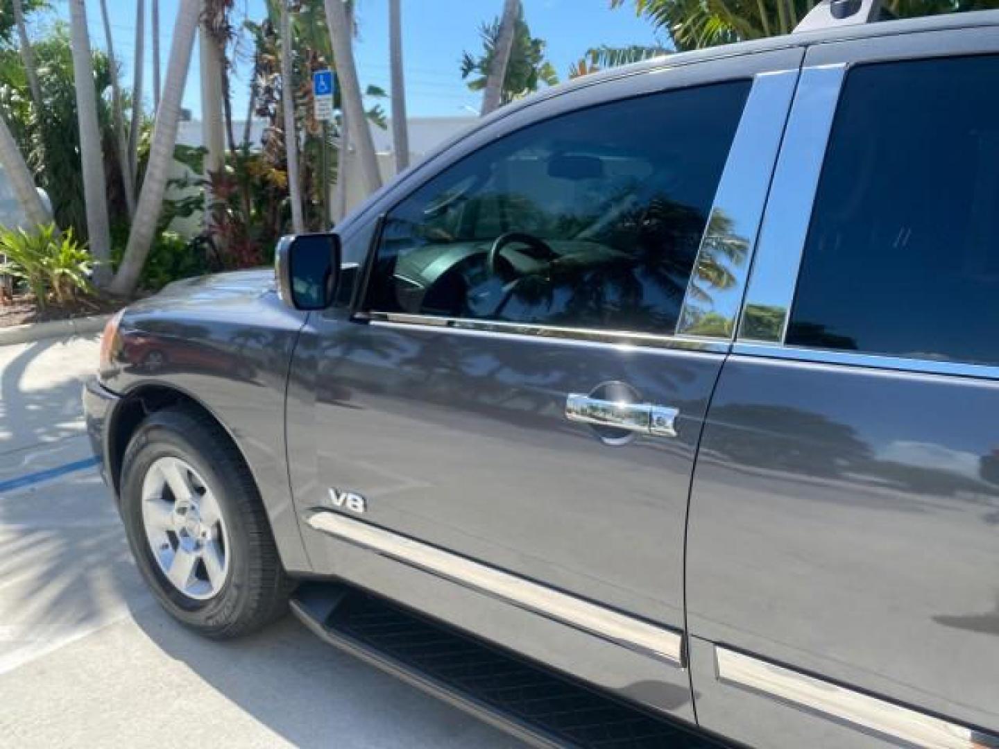 2006 Smoke Metallic /Graphite/Titanium Nissan Armada SE 21 SERVICES NO ACCIDENTS (5N1AA08A96N) with an 5.6L DOHC 32-Valve Endurance V8 Engine engine, Automatic transmission, located at 4701 North Dixie Hwy, Pompano Beach, FL, 33064, (954) 422-2889, 26.240938, -80.123474 - OUR WEBPAGE FLORIDACARS1.COM HAS OVER 100 PHOTOS AND FREE CARFAX LINK 2006 NISSAN ARMADA SE VIN: 5N1AA08A96N736506 5 N 1 A A 0 8 A 9 6 N 7 3 6 5 0 6 4 DOOR WAGON/SPORT UTILITY 5.6L V8 F DOHC 32V GASOLINE REAR WHEEL DRIVE Top Features Alloy Wheels Cloth Seats Fold-Away Third Row Parking Sensors Rear - Photo#27