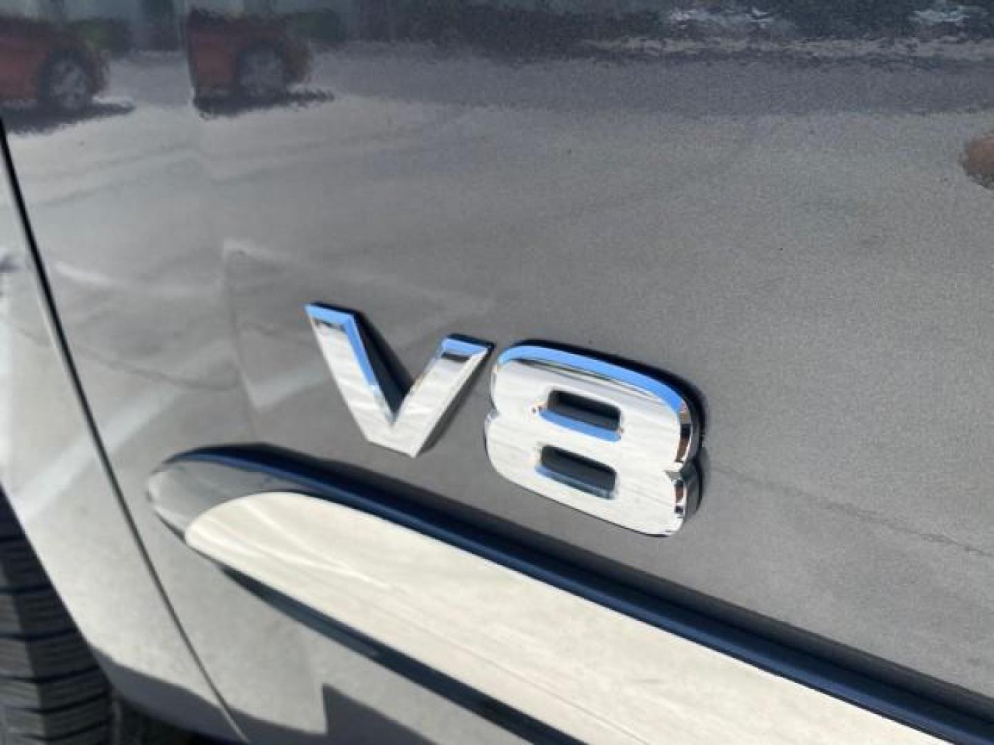 2006 Smoke Metallic /Graphite/Titanium Nissan Armada SE 21 SERVICES NO ACCIDENTS (5N1AA08A96N) with an 5.6L DOHC 32-Valve Endurance V8 Engine engine, Automatic transmission, located at 4701 North Dixie Hwy, Pompano Beach, FL, 33064, (954) 422-2889, 26.240938, -80.123474 - OUR WEBPAGE FLORIDACARS1.COM HAS OVER 100 PHOTOS AND FREE CARFAX LINK 2006 NISSAN ARMADA SE VIN: 5N1AA08A96N736506 5 N 1 A A 0 8 A 9 6 N 7 3 6 5 0 6 4 DOOR WAGON/SPORT UTILITY 5.6L V8 F DOHC 32V GASOLINE REAR WHEEL DRIVE Top Features Alloy Wheels Cloth Seats Fold-Away Third Row Parking Sensors Rear - Photo#29