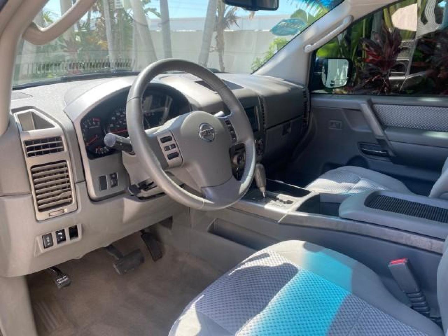2006 Smoke Metallic /Graphite/Titanium Nissan Armada SE 21 SERVICES NO ACCIDENTS (5N1AA08A96N) with an 5.6L DOHC 32-Valve Endurance V8 Engine engine, Automatic transmission, located at 4701 North Dixie Hwy, Pompano Beach, FL, 33064, (954) 422-2889, 26.240938, -80.123474 - OUR WEBPAGE FLORIDACARS1.COM HAS OVER 100 PHOTOS AND FREE CARFAX LINK 2006 NISSAN ARMADA SE VIN: 5N1AA08A96N736506 5 N 1 A A 0 8 A 9 6 N 7 3 6 5 0 6 4 DOOR WAGON/SPORT UTILITY 5.6L V8 F DOHC 32V GASOLINE REAR WHEEL DRIVE Top Features Alloy Wheels Cloth Seats Fold-Away Third Row Parking Sensors Rear - Photo#37