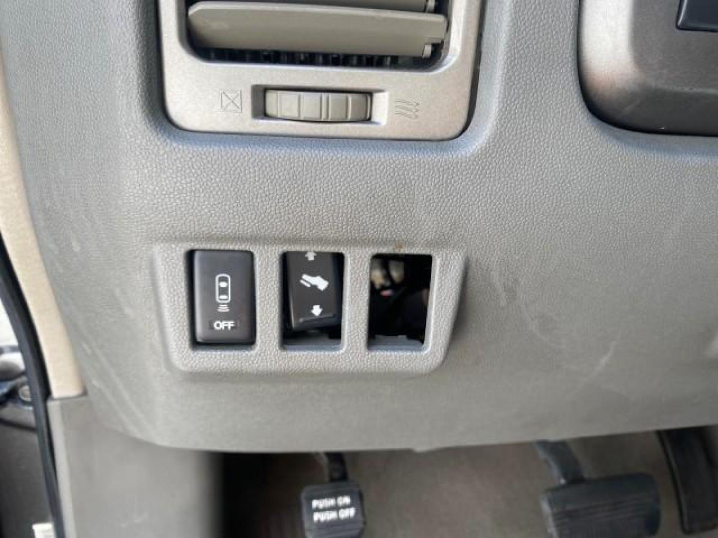 2006 Smoke Metallic /Graphite/Titanium Nissan Armada SE 21 SERVICES NO ACCIDENTS (5N1AA08A96N) with an 5.6L DOHC 32-Valve Endurance V8 Engine engine, Automatic transmission, located at 4701 North Dixie Hwy, Pompano Beach, FL, 33064, (954) 422-2889, 26.240938, -80.123474 - OUR WEBPAGE FLORIDACARS1.COM HAS OVER 100 PHOTOS AND FREE CARFAX LINK 2006 NISSAN ARMADA SE VIN: 5N1AA08A96N736506 5 N 1 A A 0 8 A 9 6 N 7 3 6 5 0 6 4 DOOR WAGON/SPORT UTILITY 5.6L V8 F DOHC 32V GASOLINE REAR WHEEL DRIVE Top Features Alloy Wheels Cloth Seats Fold-Away Third Row Parking Sensors Rear - Photo#39
