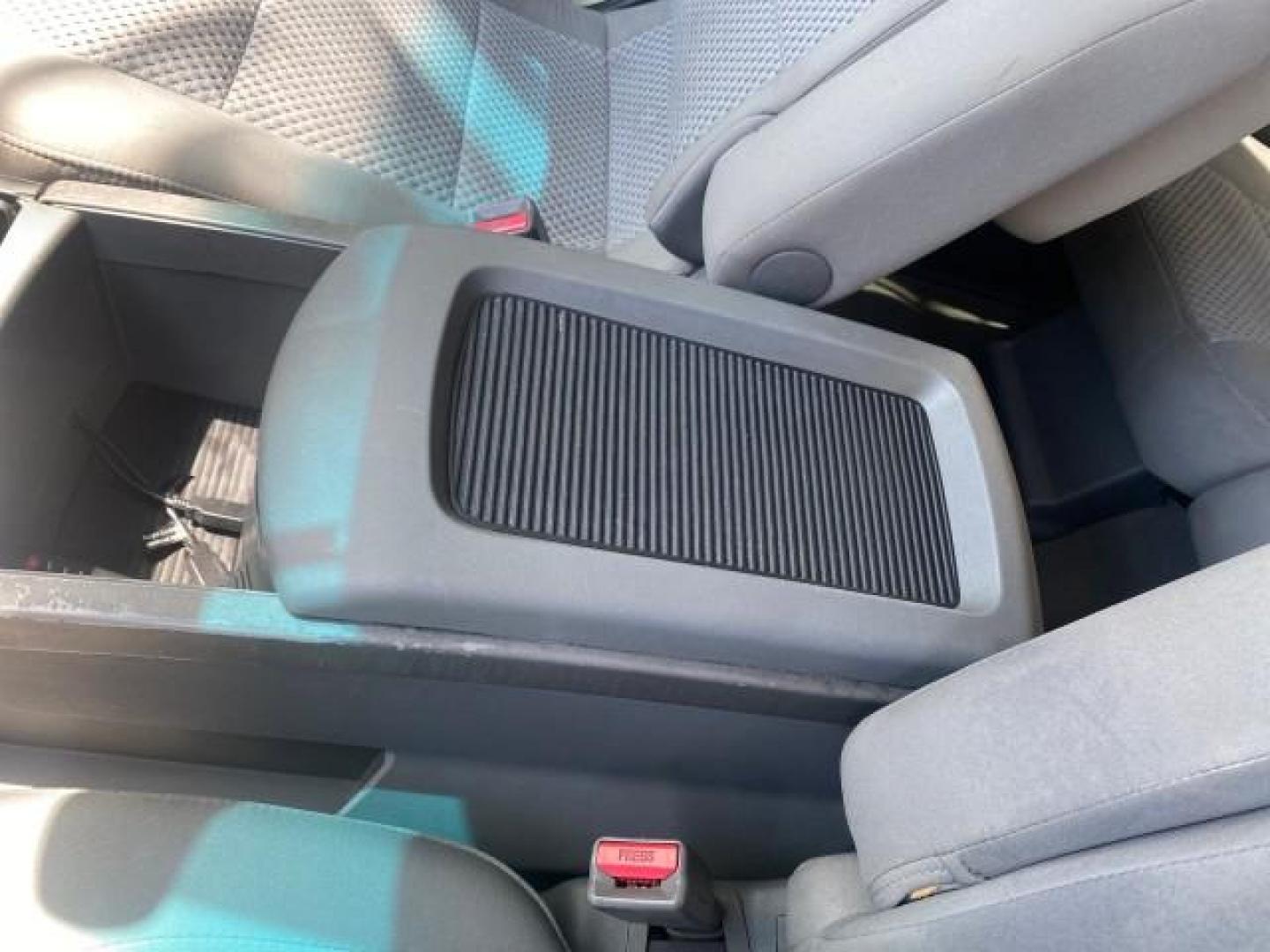 2006 Smoke Metallic /Graphite/Titanium Nissan Armada SE 21 SERVICES NO ACCIDENTS (5N1AA08A96N) with an 5.6L DOHC 32-Valve Endurance V8 Engine engine, Automatic transmission, located at 4701 North Dixie Hwy, Pompano Beach, FL, 33064, (954) 422-2889, 26.240938, -80.123474 - OUR WEBPAGE FLORIDACARS1.COM HAS OVER 100 PHOTOS AND FREE CARFAX LINK 2006 NISSAN ARMADA SE VIN: 5N1AA08A96N736506 5 N 1 A A 0 8 A 9 6 N 7 3 6 5 0 6 4 DOOR WAGON/SPORT UTILITY 5.6L V8 F DOHC 32V GASOLINE REAR WHEEL DRIVE Top Features Alloy Wheels Cloth Seats Fold-Away Third Row Parking Sensors Rear - Photo#50