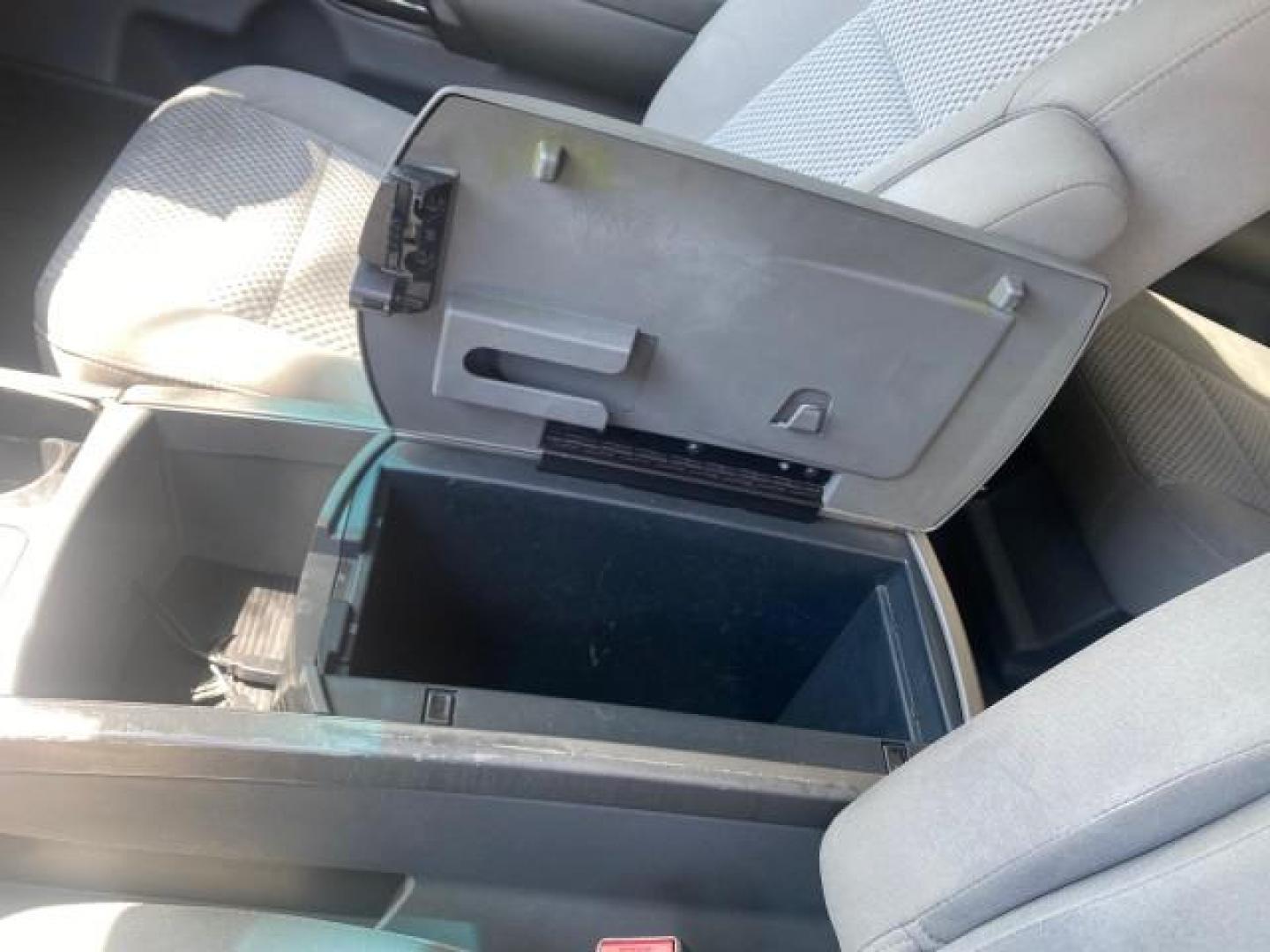 2006 Smoke Metallic /Graphite/Titanium Nissan Armada SE 21 SERVICES NO ACCIDENTS (5N1AA08A96N) with an 5.6L DOHC 32-Valve Endurance V8 Engine engine, Automatic transmission, located at 4701 North Dixie Hwy, Pompano Beach, FL, 33064, (954) 422-2889, 26.240938, -80.123474 - OUR WEBPAGE FLORIDACARS1.COM HAS OVER 100 PHOTOS AND FREE CARFAX LINK 2006 NISSAN ARMADA SE VIN: 5N1AA08A96N736506 5 N 1 A A 0 8 A 9 6 N 7 3 6 5 0 6 4 DOOR WAGON/SPORT UTILITY 5.6L V8 F DOHC 32V GASOLINE REAR WHEEL DRIVE Top Features Alloy Wheels Cloth Seats Fold-Away Third Row Parking Sensors Rear - Photo#51