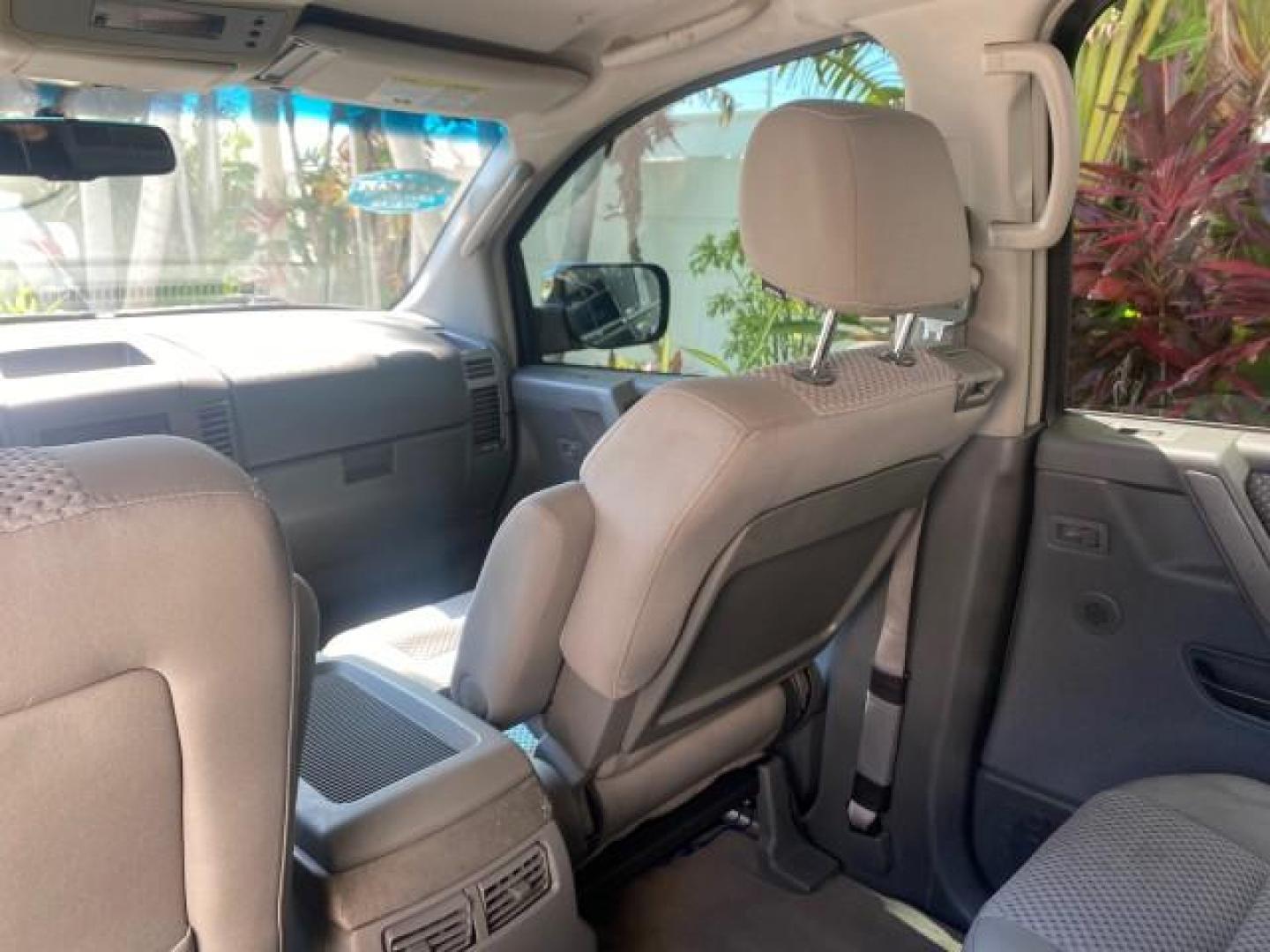 2006 Smoke Metallic /Graphite/Titanium Nissan Armada SE 21 SERVICES NO ACCIDENTS (5N1AA08A96N) with an 5.6L DOHC 32-Valve Endurance V8 Engine engine, Automatic transmission, located at 4701 North Dixie Hwy, Pompano Beach, FL, 33064, (954) 422-2889, 26.240938, -80.123474 - OUR WEBPAGE FLORIDACARS1.COM HAS OVER 100 PHOTOS AND FREE CARFAX LINK 2006 NISSAN ARMADA SE VIN: 5N1AA08A96N736506 5 N 1 A A 0 8 A 9 6 N 7 3 6 5 0 6 4 DOOR WAGON/SPORT UTILITY 5.6L V8 F DOHC 32V GASOLINE REAR WHEEL DRIVE Top Features Alloy Wheels Cloth Seats Fold-Away Third Row Parking Sensors Rear - Photo#72