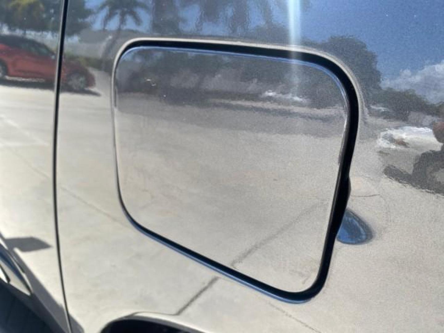 2006 Smoke Metallic /Graphite/Titanium Nissan Armada SE 21 SERVICES NO ACCIDENTS (5N1AA08A96N) with an 5.6L DOHC 32-Valve Endurance V8 Engine engine, Automatic transmission, located at 4701 North Dixie Hwy, Pompano Beach, FL, 33064, (954) 422-2889, 26.240938, -80.123474 - OUR WEBPAGE FLORIDACARS1.COM HAS OVER 100 PHOTOS AND FREE CARFAX LINK 2006 NISSAN ARMADA SE VIN: 5N1AA08A96N736506 5 N 1 A A 0 8 A 9 6 N 7 3 6 5 0 6 4 DOOR WAGON/SPORT UTILITY 5.6L V8 F DOHC 32V GASOLINE REAR WHEEL DRIVE Top Features Alloy Wheels Cloth Seats Fold-Away Third Row Parking Sensors Rear - Photo#78