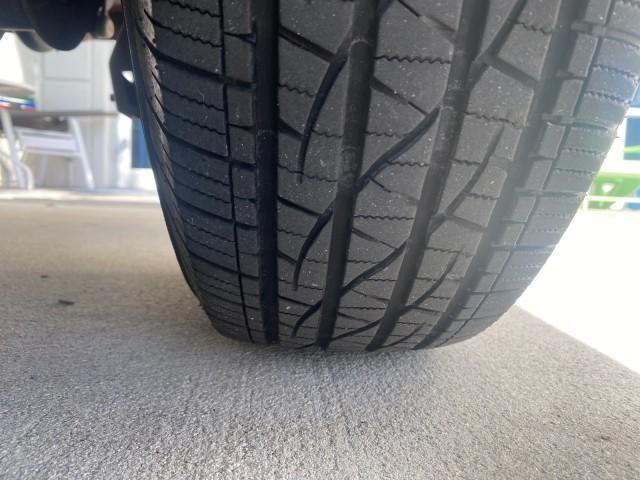 2010 Inferno Red Crystal Pearl /Dark slate gray Jeep Liberty Sport 1 OWNER LOW MILES 46,942 (1J4PP2GK4AW) with an 3.7L V6 Engine engine, Automatic transmission, located at 4701 North Dixie Hwy, Pompano Beach, FL, 33064, (954) 422-2889, 26.240938, -80.123474 - OUR WEBPAGE FLORIDACARS1.COM HAS OVER 100 PHOTOS AND FREE CARFAX LINK 2010 JEEP LIBERTY SPORT VIN: 1J4PP2GK4AW173185 1 J 4 P P 2 G K 4 A W 1 7 3 1 8 5 4 DOOR WAGON/SPORT UTILITY 3.7L V6 F SOHC 12V GASOLINE REAR WHEEL DRIVE Top Features Alloy Wheels Cloth Seats Running Boards Satellite Radio Ready To - Photo#68