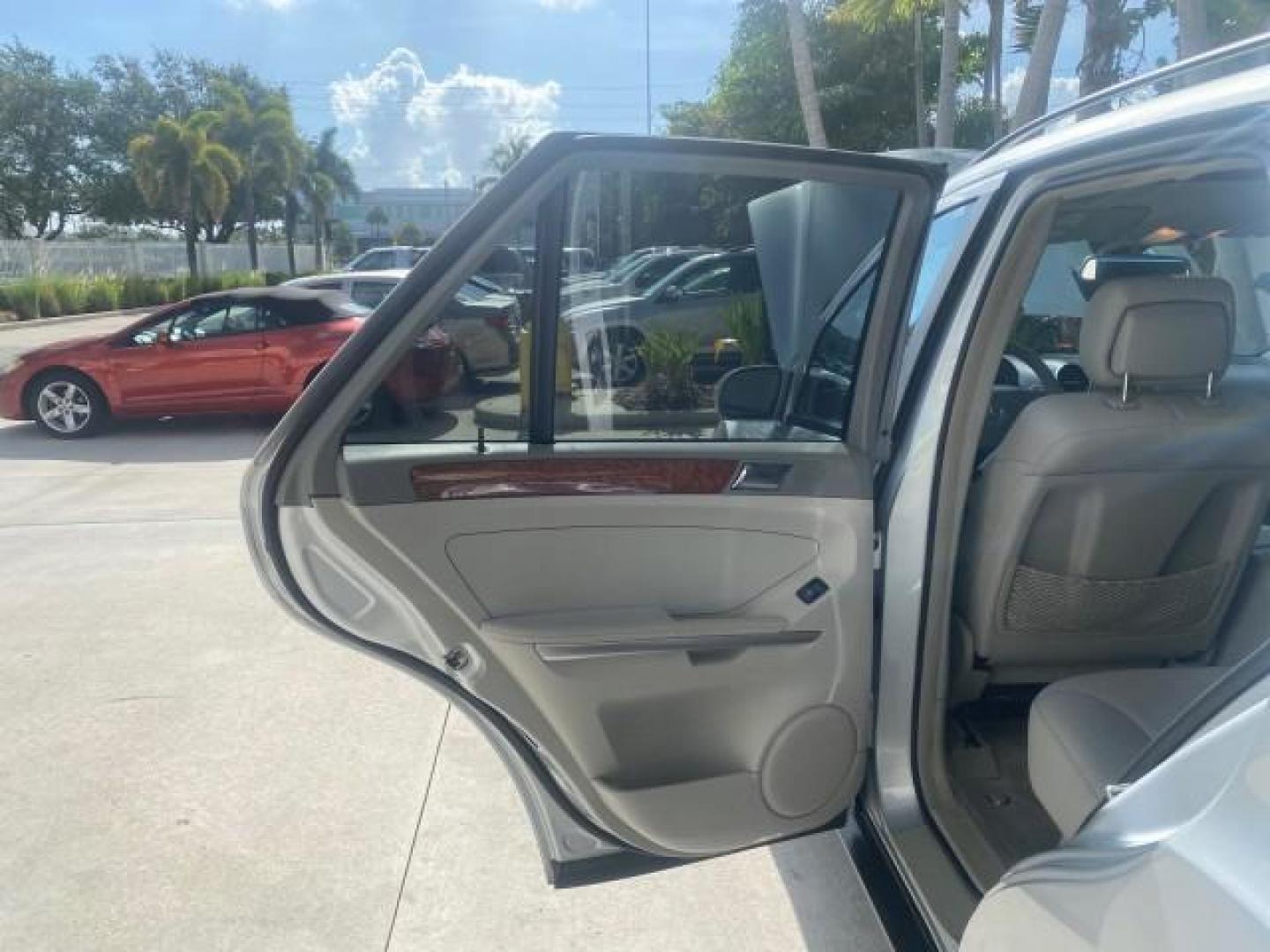 2008 Iridium Silver Metallic /Ash Mercedes-Benz M-Class 3.5L 1 OWNER LOW MILES 48,488 (4JGBB86E68A) with an 3.5L DOHC 24-Valve V6 Engine engine, Automatic transmission, located at 4701 North Dixie Hwy, Pompano Beach, FL, 33064, (954) 422-2889, 26.240938, -80.123474 - OUR WEBPAGE FLORIDACARS1.COM HAS OVER 100 PHOTOS AND FREE CARFAX LINK 2008 MERCEDES-BENZ M-CLASS ML 350 VIN: 4JGBB86E68A369175 4 J G B B 8 6 E 6 8 A 3 6 9 1 7 5 4 DOOR WAGON/SPORT UTILITY 3.5L V6 F DOHC 24V GASOLINE ALL WHEEL DRIVE Top Features 4WD/AWD Alloy Wheels Automated Cruise Control Front Sea - Photo#13