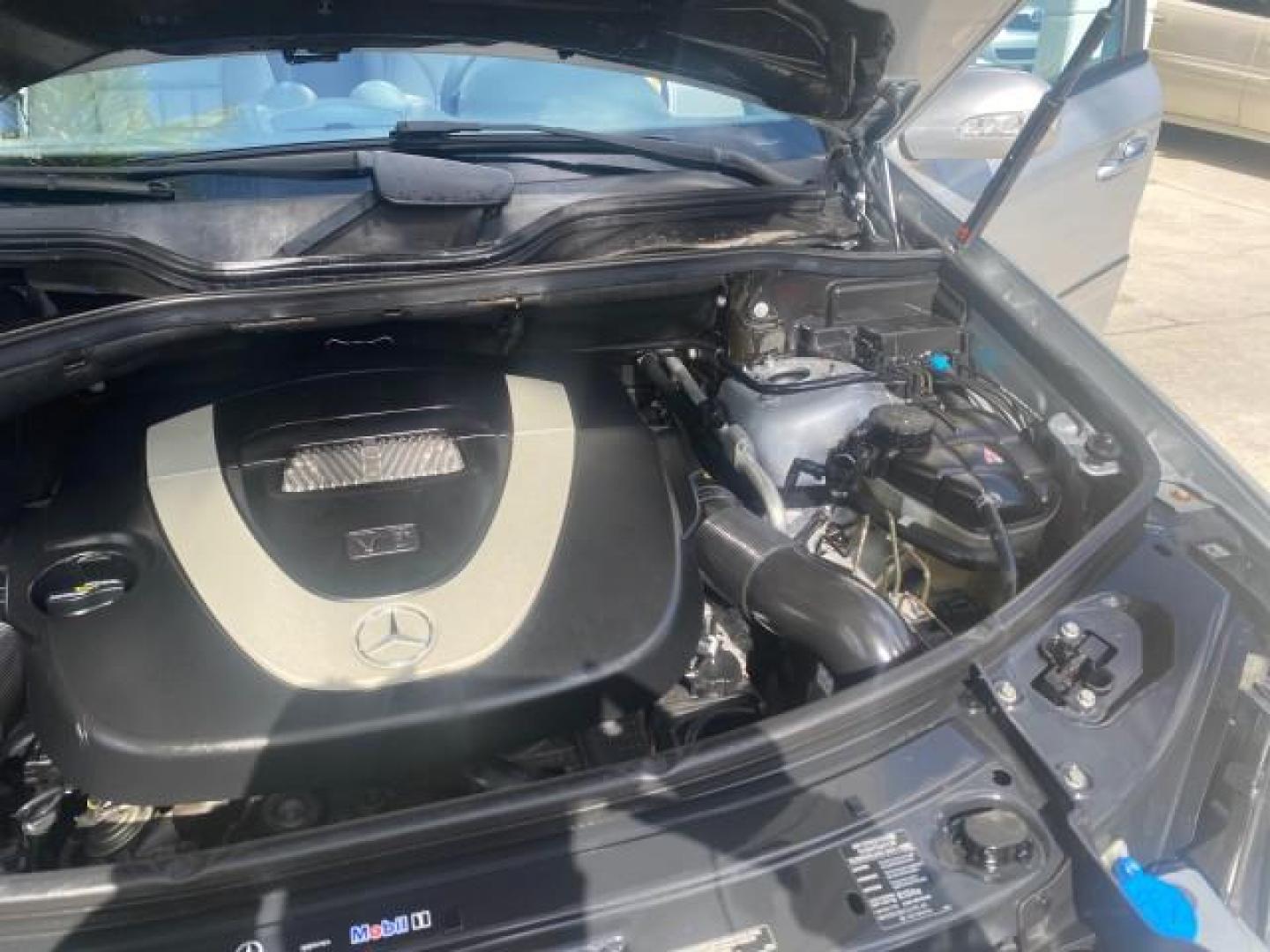 2008 Iridium Silver Metallic /Ash Mercedes-Benz M-Class 3.5L 1 OWNER LOW MILES 48,488 (4JGBB86E68A) with an 3.5L DOHC 24-Valve V6 Engine engine, Automatic transmission, located at 4701 North Dixie Hwy, Pompano Beach, FL, 33064, (954) 422-2889, 26.240938, -80.123474 - OUR WEBPAGE FLORIDACARS1.COM HAS OVER 100 PHOTOS AND FREE CARFAX LINK 2008 MERCEDES-BENZ M-CLASS ML 350 VIN: 4JGBB86E68A369175 4 J G B B 8 6 E 6 8 A 3 6 9 1 7 5 4 DOOR WAGON/SPORT UTILITY 3.5L V6 F DOHC 24V GASOLINE ALL WHEEL DRIVE Top Features 4WD/AWD Alloy Wheels Automated Cruise Control Front Sea - Photo#26