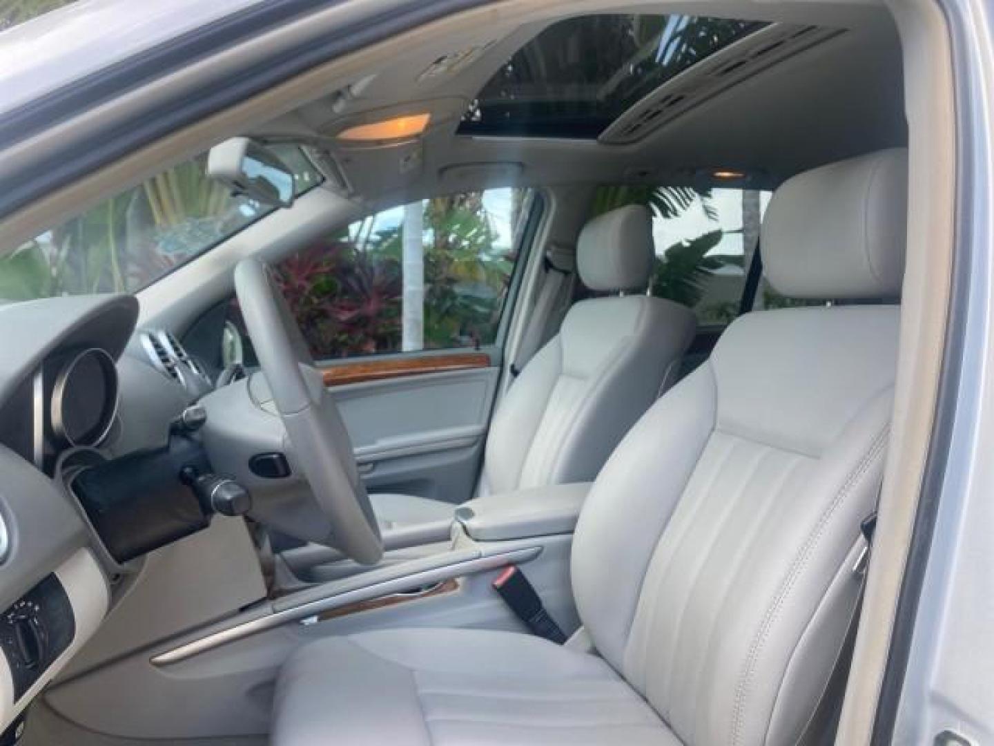 2008 Iridium Silver Metallic /Ash Mercedes-Benz M-Class 3.5L 1 OWNER LOW MILES 48,488 (4JGBB86E68A) with an 3.5L DOHC 24-Valve V6 Engine engine, Automatic transmission, located at 4701 North Dixie Hwy, Pompano Beach, FL, 33064, (954) 422-2889, 26.240938, -80.123474 - OUR WEBPAGE FLORIDACARS1.COM HAS OVER 100 PHOTOS AND FREE CARFAX LINK 2008 MERCEDES-BENZ M-CLASS ML 350 VIN: 4JGBB86E68A369175 4 J G B B 8 6 E 6 8 A 3 6 9 1 7 5 4 DOOR WAGON/SPORT UTILITY 3.5L V6 F DOHC 24V GASOLINE ALL WHEEL DRIVE Top Features 4WD/AWD Alloy Wheels Automated Cruise Control Front Sea - Photo#35