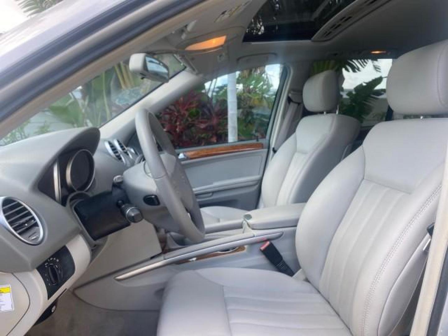2008 Iridium Silver Metallic /Ash Mercedes-Benz M-Class 3.5L 1 OWNER LOW MILES 48,488 (4JGBB86E68A) with an 3.5L DOHC 24-Valve V6 Engine engine, Automatic transmission, located at 4701 North Dixie Hwy, Pompano Beach, FL, 33064, (954) 422-2889, 26.240938, -80.123474 - OUR WEBPAGE FLORIDACARS1.COM HAS OVER 100 PHOTOS AND FREE CARFAX LINK 2008 MERCEDES-BENZ M-CLASS ML 350 VIN: 4JGBB86E68A369175 4 J G B B 8 6 E 6 8 A 3 6 9 1 7 5 4 DOOR WAGON/SPORT UTILITY 3.5L V6 F DOHC 24V GASOLINE ALL WHEEL DRIVE Top Features 4WD/AWD Alloy Wheels Automated Cruise Control Front Sea - Photo#36