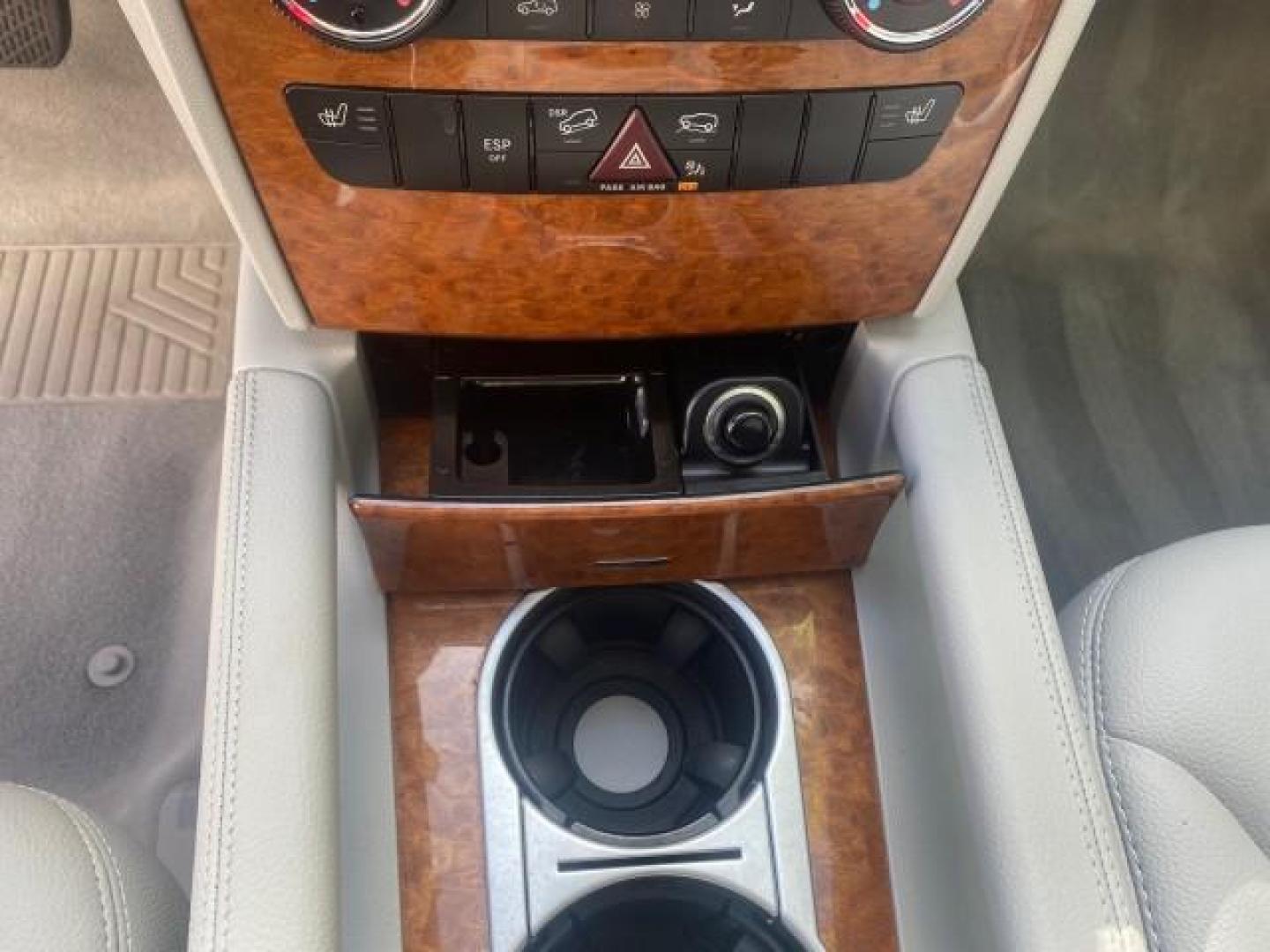2008 Iridium Silver Metallic /Ash Mercedes-Benz M-Class 3.5L 1 OWNER LOW MILES 48,488 (4JGBB86E68A) with an 3.5L DOHC 24-Valve V6 Engine engine, Automatic transmission, located at 4701 North Dixie Hwy, Pompano Beach, FL, 33064, (954) 422-2889, 26.240938, -80.123474 - OUR WEBPAGE FLORIDACARS1.COM HAS OVER 100 PHOTOS AND FREE CARFAX LINK 2008 MERCEDES-BENZ M-CLASS ML 350 VIN: 4JGBB86E68A369175 4 J G B B 8 6 E 6 8 A 3 6 9 1 7 5 4 DOOR WAGON/SPORT UTILITY 3.5L V6 F DOHC 24V GASOLINE ALL WHEEL DRIVE Top Features 4WD/AWD Alloy Wheels Automated Cruise Control Front Sea - Photo#51