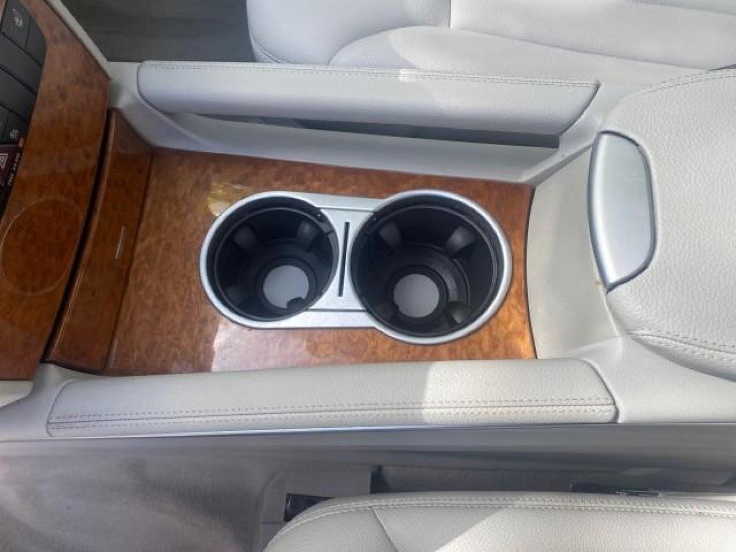 2008 Iridium Silver Metallic /Ash Mercedes-Benz M-Class 3.5L 1 OWNER LOW MILES 48,488 (4JGBB86E68A) with an 3.5L DOHC 24-Valve V6 Engine engine, Automatic transmission, located at 4701 North Dixie Hwy, Pompano Beach, FL, 33064, (954) 422-2889, 26.240938, -80.123474 - OUR WEBPAGE FLORIDACARS1.COM HAS OVER 100 PHOTOS AND FREE CARFAX LINK 2008 MERCEDES-BENZ M-CLASS ML 350 VIN: 4JGBB86E68A369175 4 J G B B 8 6 E 6 8 A 3 6 9 1 7 5 4 DOOR WAGON/SPORT UTILITY 3.5L V6 F DOHC 24V GASOLINE ALL WHEEL DRIVE Top Features 4WD/AWD Alloy Wheels Automated Cruise Control Front Sea - Photo#52