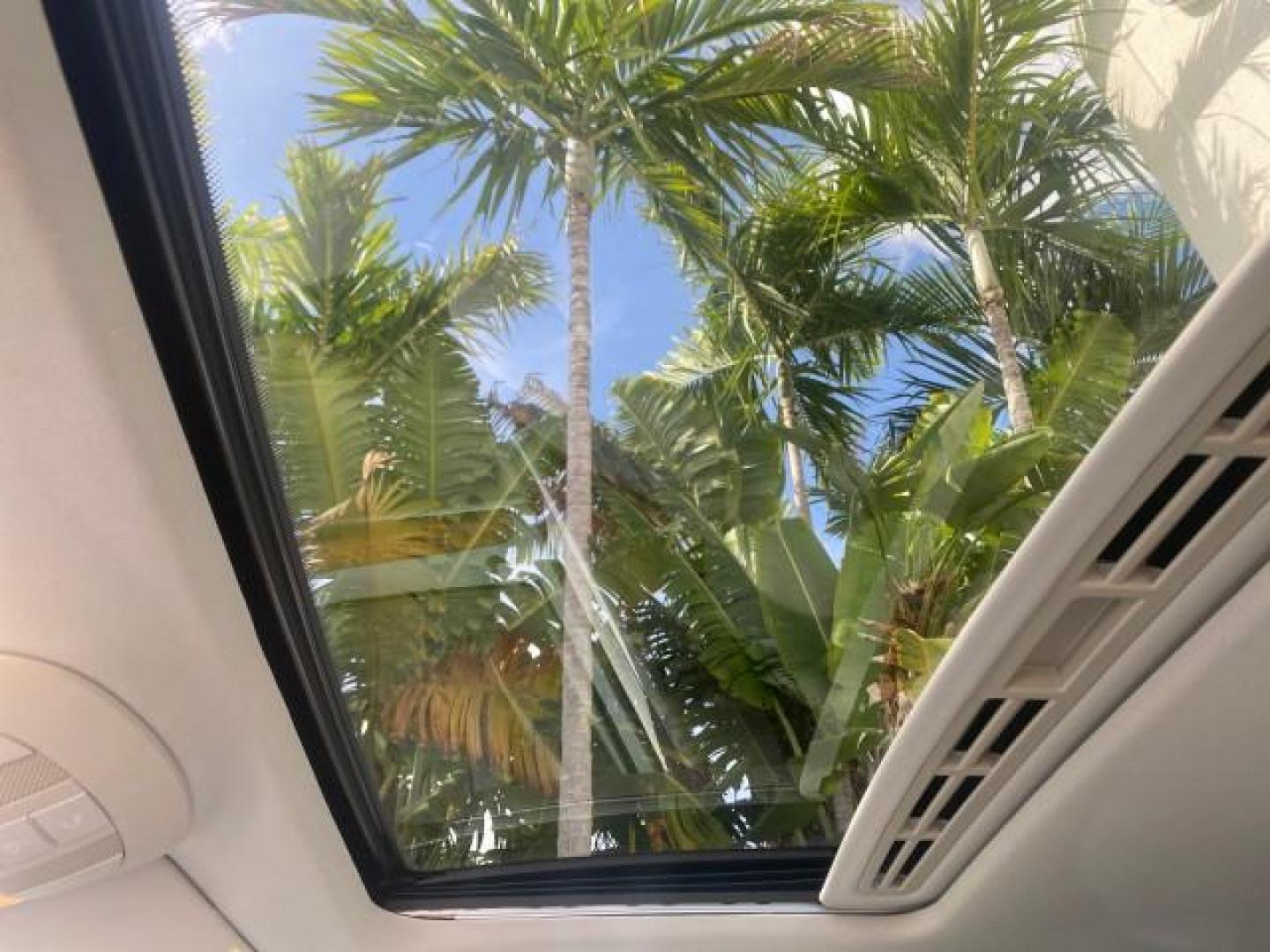 2008 Iridium Silver Metallic /Ash Mercedes-Benz M-Class 3.5L 1 OWNER LOW MILES 48,488 (4JGBB86E68A) with an 3.5L DOHC 24-Valve V6 Engine engine, Automatic transmission, located at 4701 North Dixie Hwy, Pompano Beach, FL, 33064, (954) 422-2889, 26.240938, -80.123474 - OUR WEBPAGE FLORIDACARS1.COM HAS OVER 100 PHOTOS AND FREE CARFAX LINK 2008 MERCEDES-BENZ M-CLASS ML 350 VIN: 4JGBB86E68A369175 4 J G B B 8 6 E 6 8 A 3 6 9 1 7 5 4 DOOR WAGON/SPORT UTILITY 3.5L V6 F DOHC 24V GASOLINE ALL WHEEL DRIVE Top Features 4WD/AWD Alloy Wheels Automated Cruise Control Front Sea - Photo#61